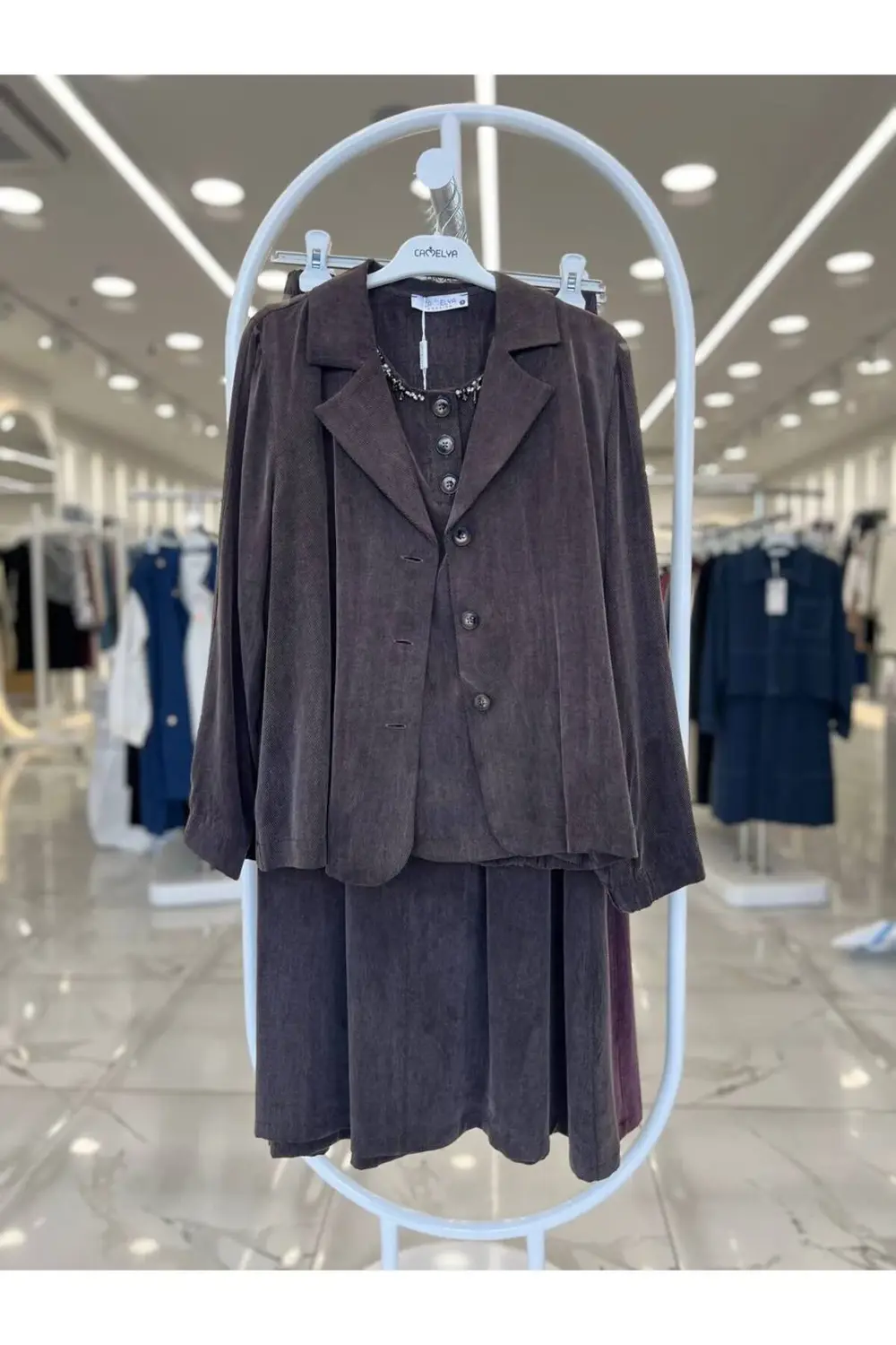 8239 ipek kupra Etekli Takım