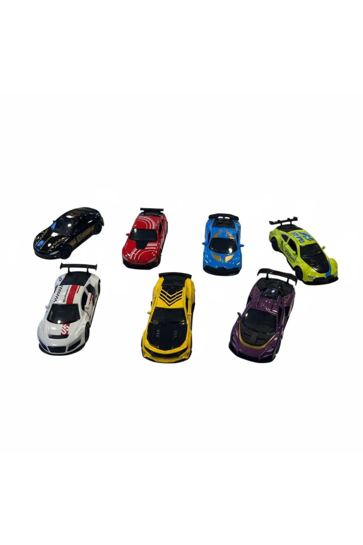 8.5CM 1:64 KAPILARI AÇILAN SPOR ÇEKBIRAK ARABA