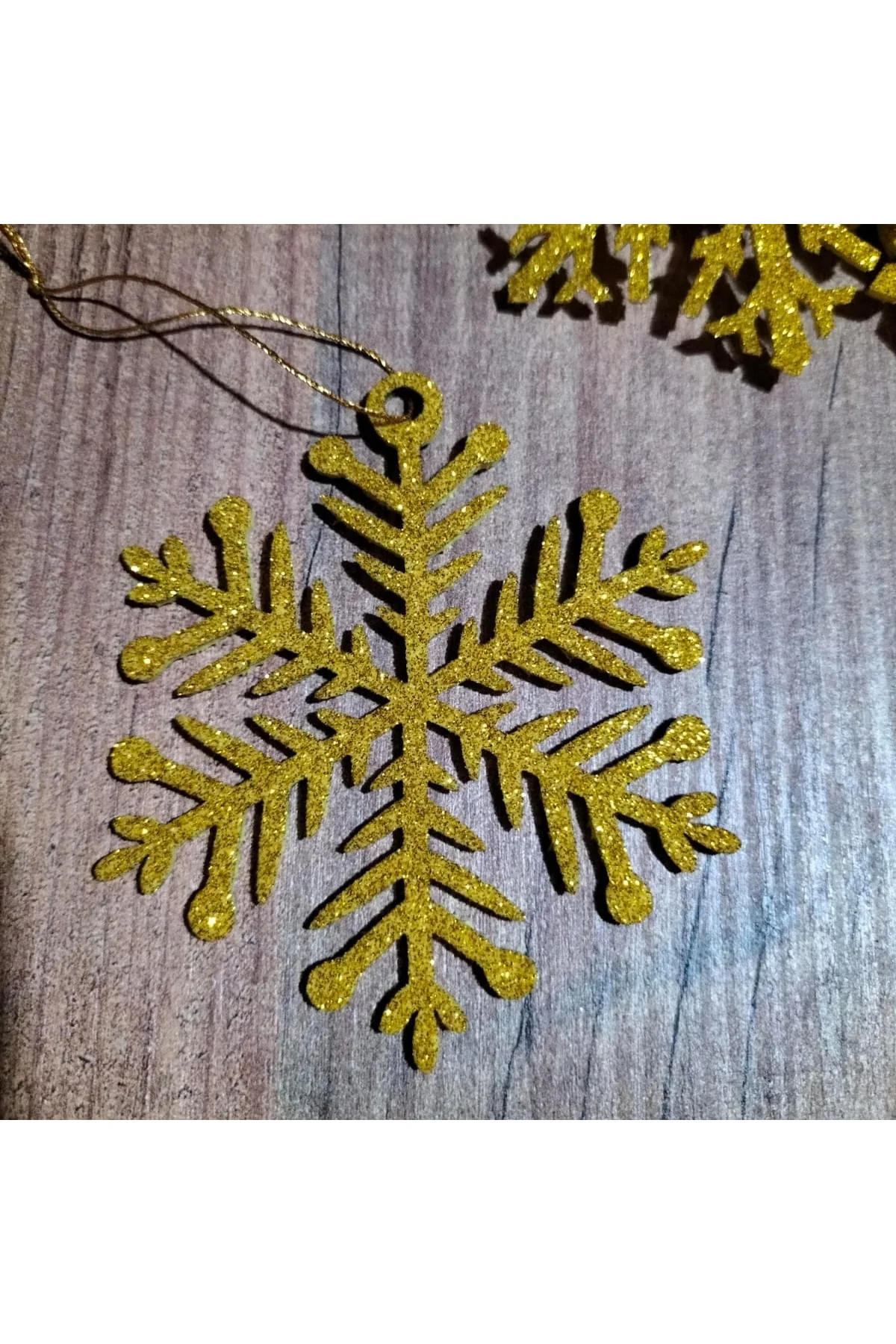 8x8 Cm Sarı 12 Li Kar Tanesi Figürlü Sarı Renkli Yılbaşı Ağacı Ve
