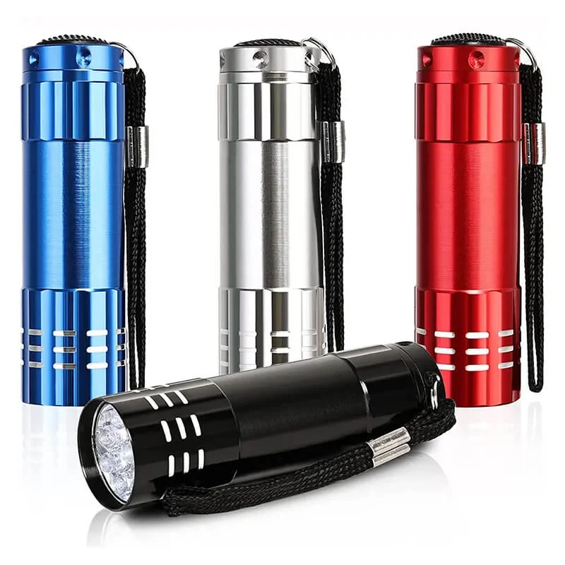 9 LED’li Pilli El Feneri Pratik ve Ekonomik Aydınlatma Kompakt Gü