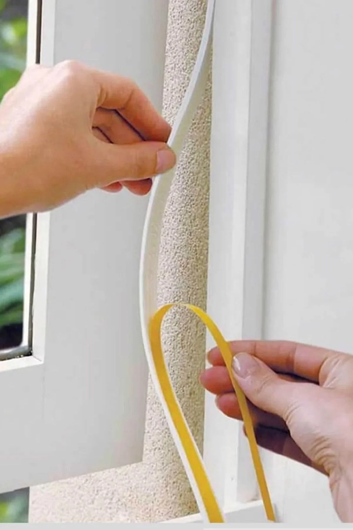 9 Metre Pencere Izolasyon Bandı Yapışkanlı Cam Yalıtım Süngeri Rüzgar Soğuk Kesici Pimapen Fitili 9 Metre Pencere Izolasyon Bandı Yapışkanlı Cam Yalıtım Süngeri Rüzgar Soğuk Kesici Pimapen Fitili