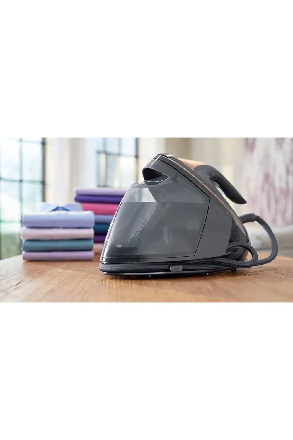 9000 Serisi Buhar Kazanlı Ütü,750 g'a varan Şok Buhar, Dikey Buha