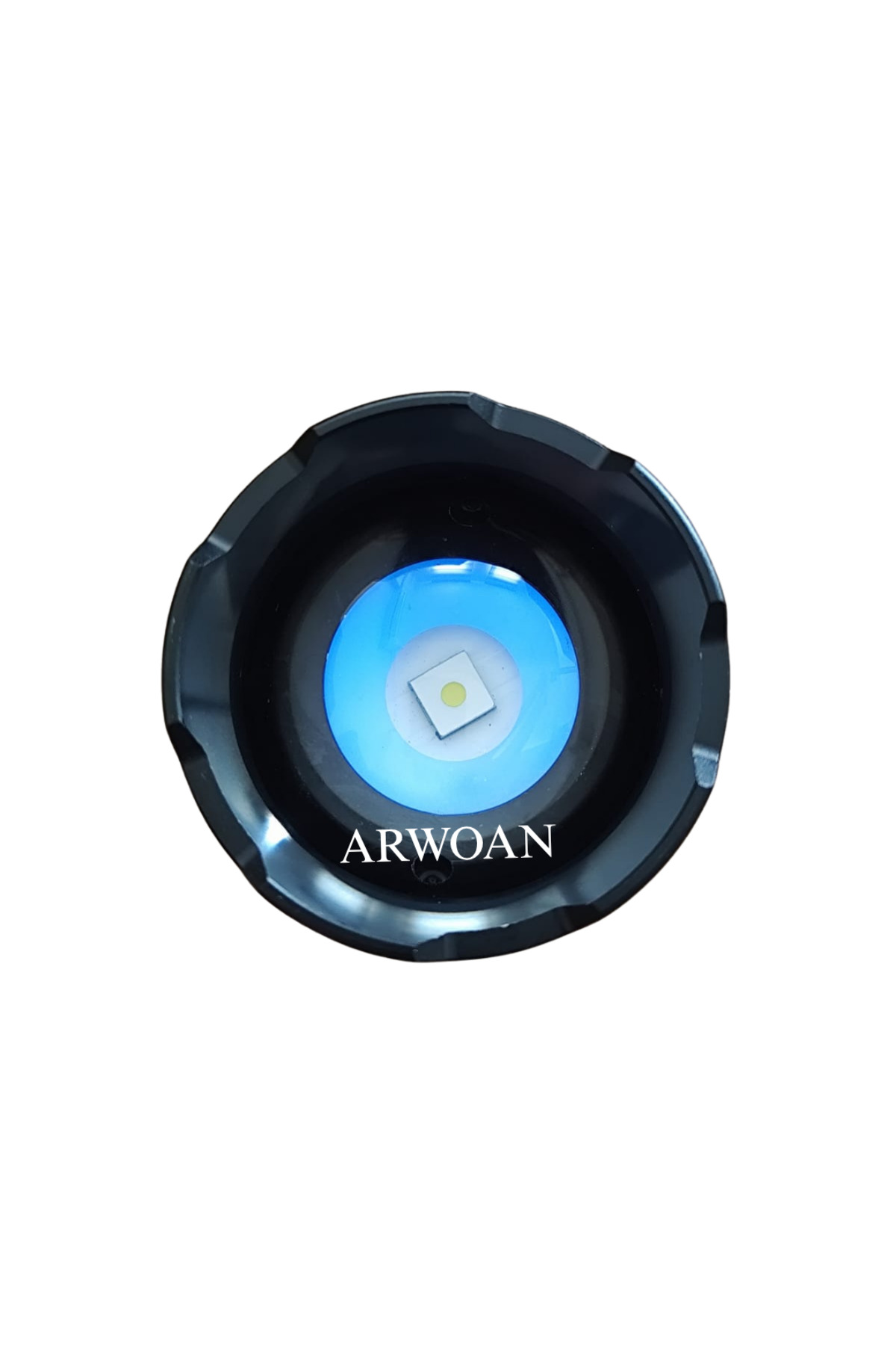 90W Şarjlı LED El Feneri – 2200 Metre Aydınlatma, 5000 mAh Lityum