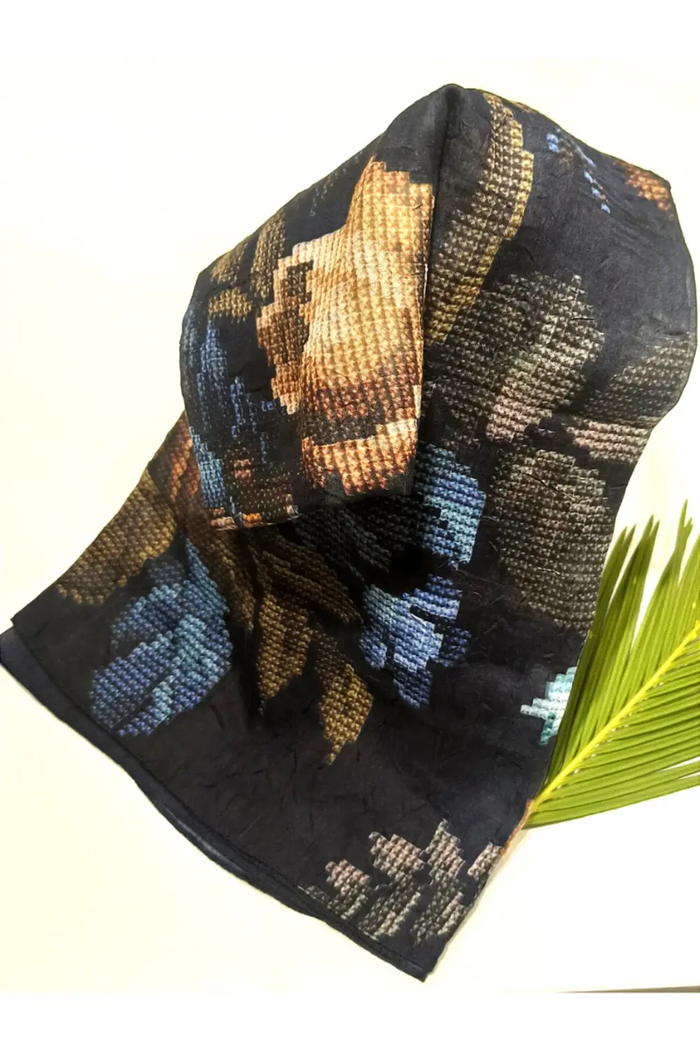 90x90 Lüks Figürlü Gösterişli Dökümlü Eşarp