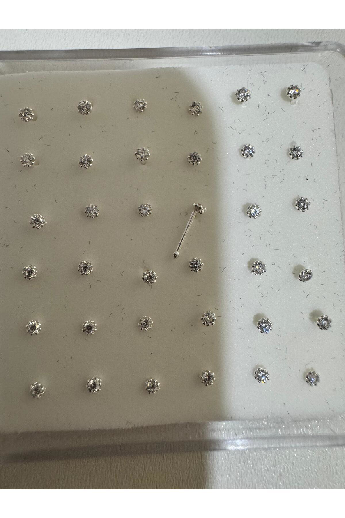 Arescollection 925 Ayar Gümüş 2 Mm ( Mini Boy)Tek Taş (Zirkon) Klasik Hizma