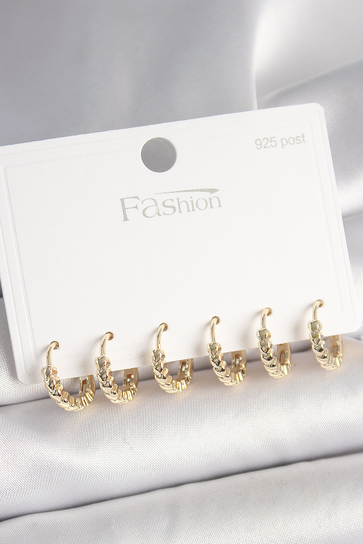 925 Ayar Gümüş Çivi Pirinç Gold Renk Kalp İşlemeli Halka Model Ka