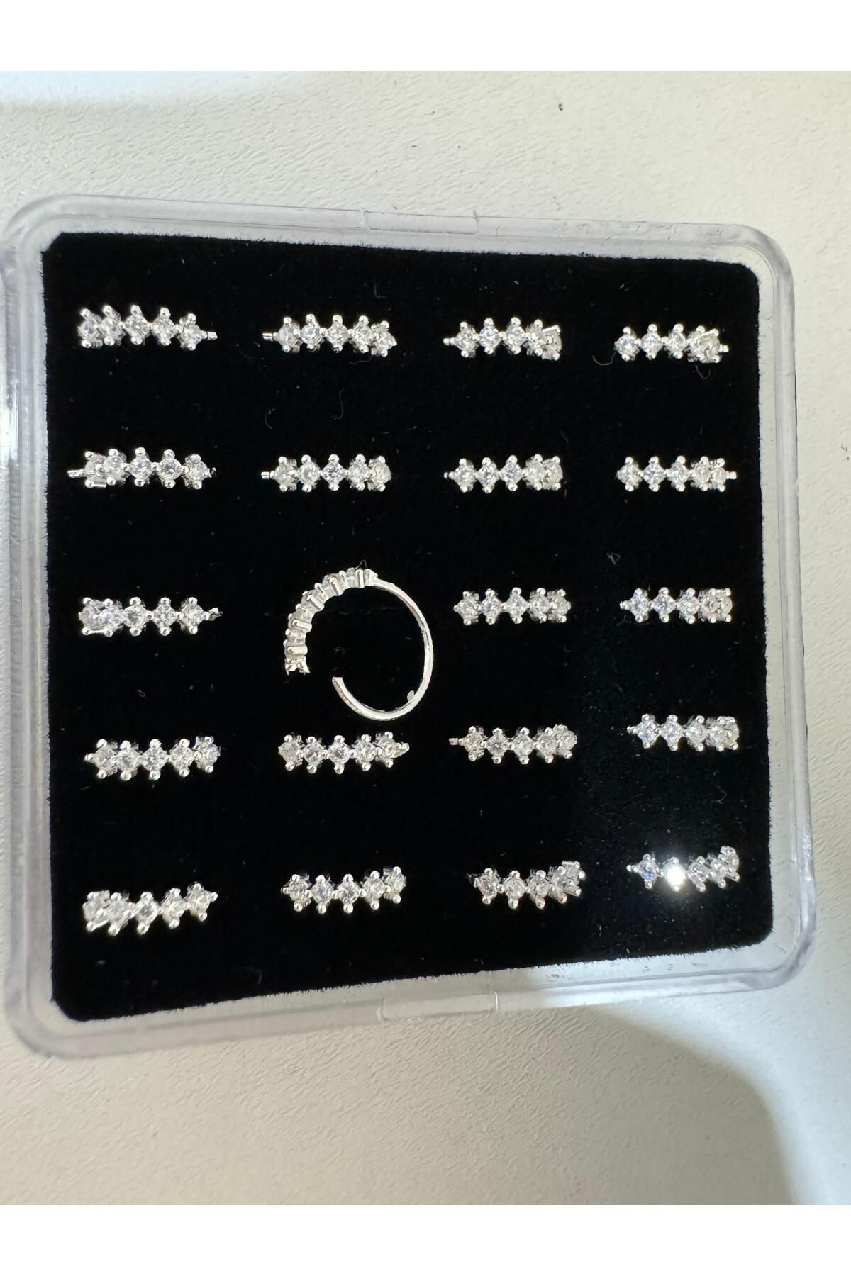 Arescollection 925 Ayar Gümüş Zirkon 5  Taşli  Zarif Halka  Hizma