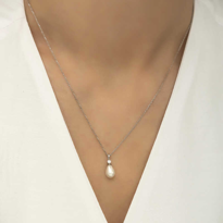 İhtiyaçavm 925 Ayar Gümüş Damla İnci Bayan Gümüş Kolye İhtiyaçavm 925 Ayar Gümüş Damla İnci Bayan Gümüş Kolye