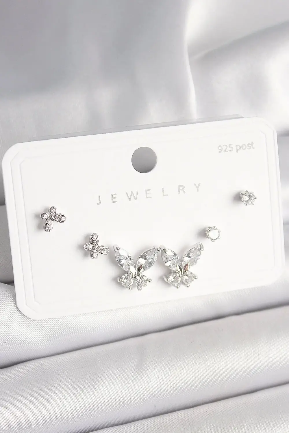 925 Ayar Gümüş Çivi Pirinç Zirkon Taşlı Kelebek Model Kadın Küpe