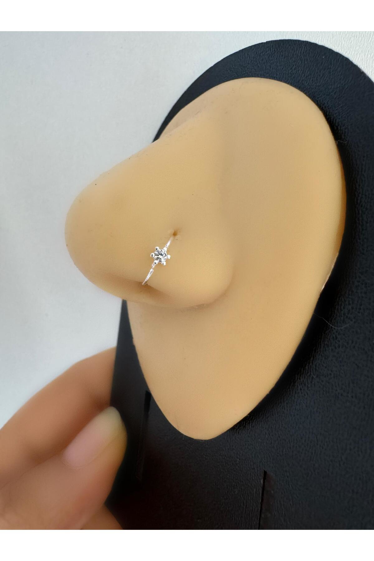Arescollection 925 Ayar Gümüş Tek Zirkon Taşli Halka Hizma