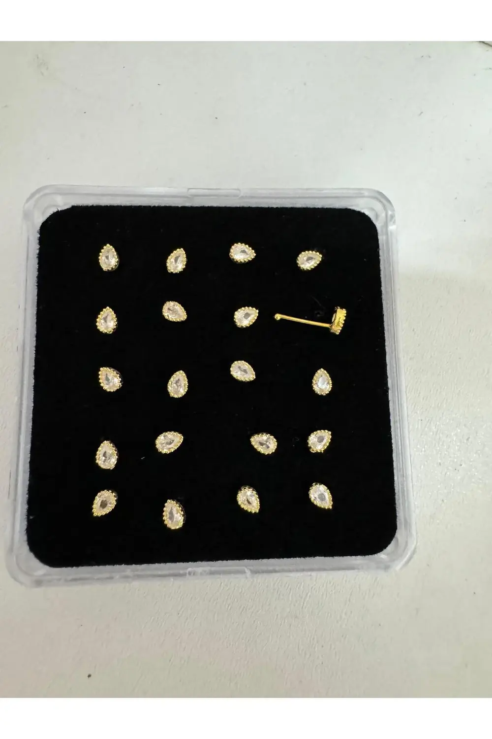 Arescollection 925 Ayar Gümüş Zirkon Taşli Damla Şeklinde Hizma