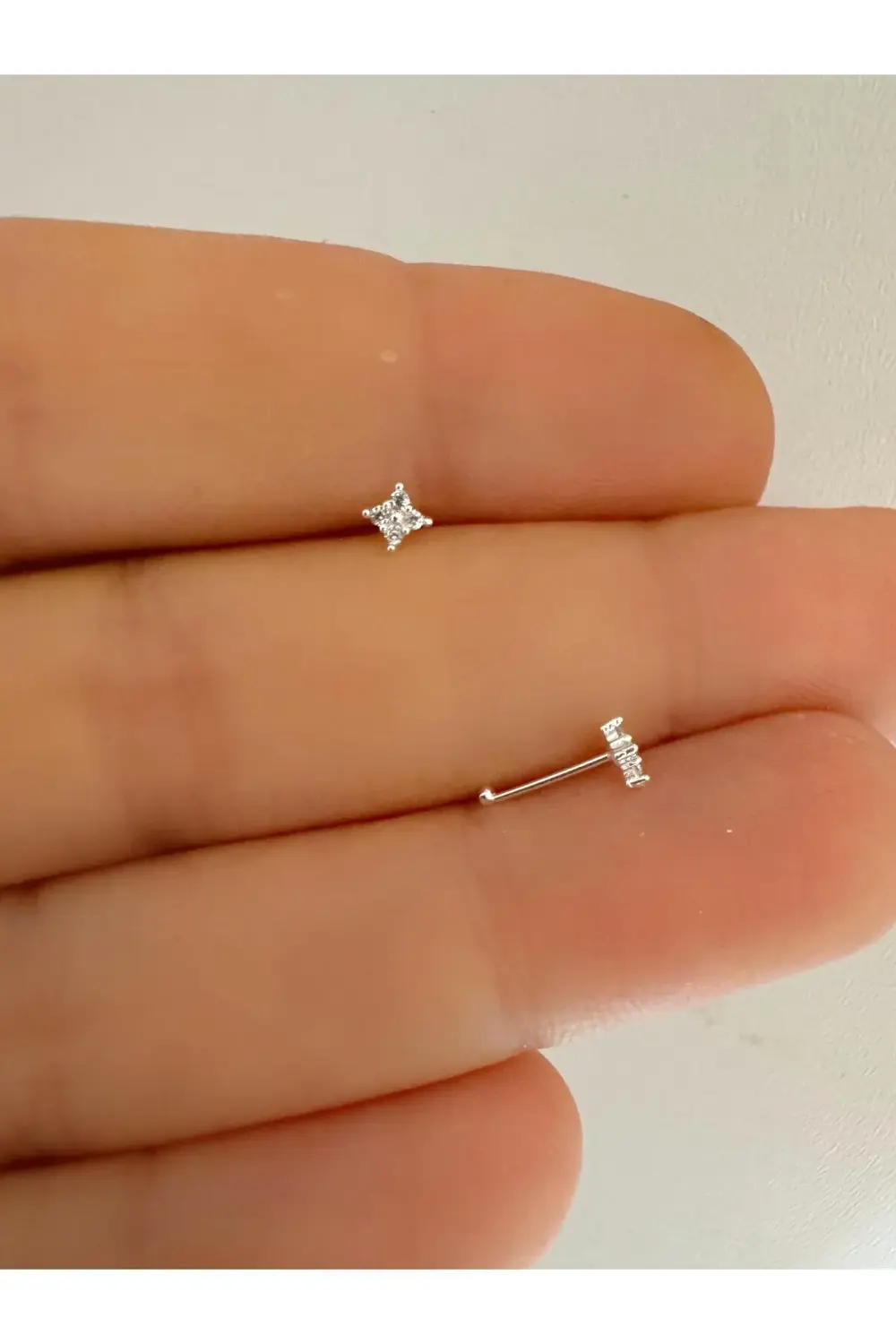 925 AYAR GÜMÜŞ ZİRKON TAŞLI MİNİMAL ÇİÇEKLİ  HIZMA