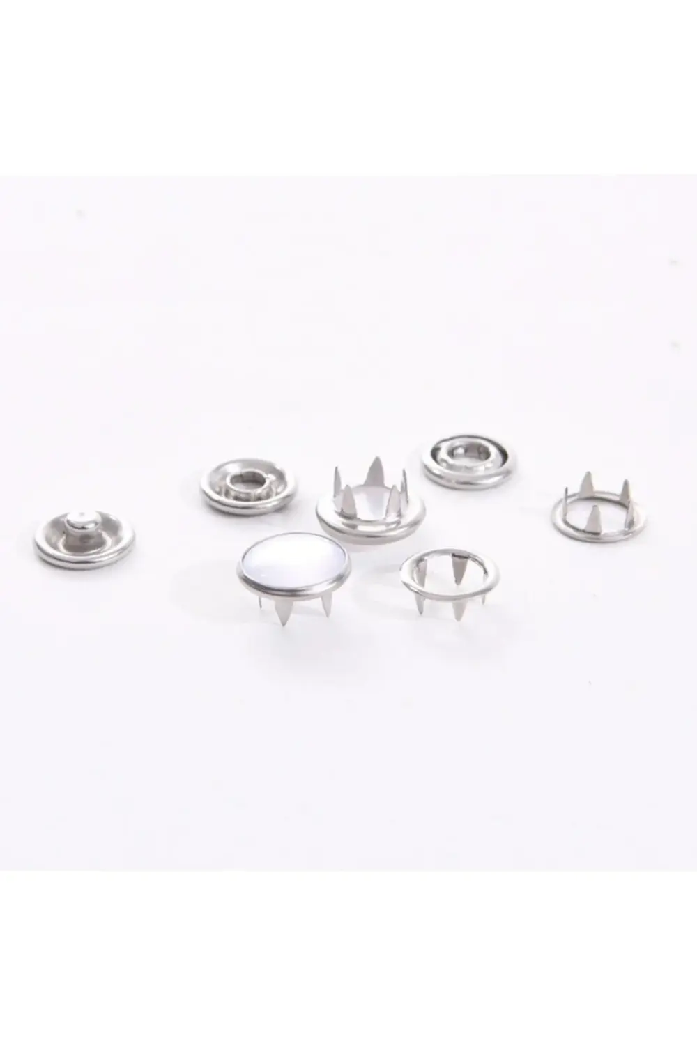 Tuhafiyecimiz 9.5Mm Sedefli Paslanmaz Nikel(Gümüş) Bebe Çıtçıt 100 Adet