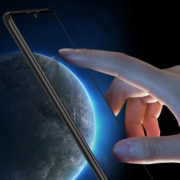 9D Full Glue Kavisli Cam iPhone SE3/SE2/8/7 Ekran Koruyucu - Çizilmeye Karşı 8-9H Sertlikte Oleofobik Temperli Cam