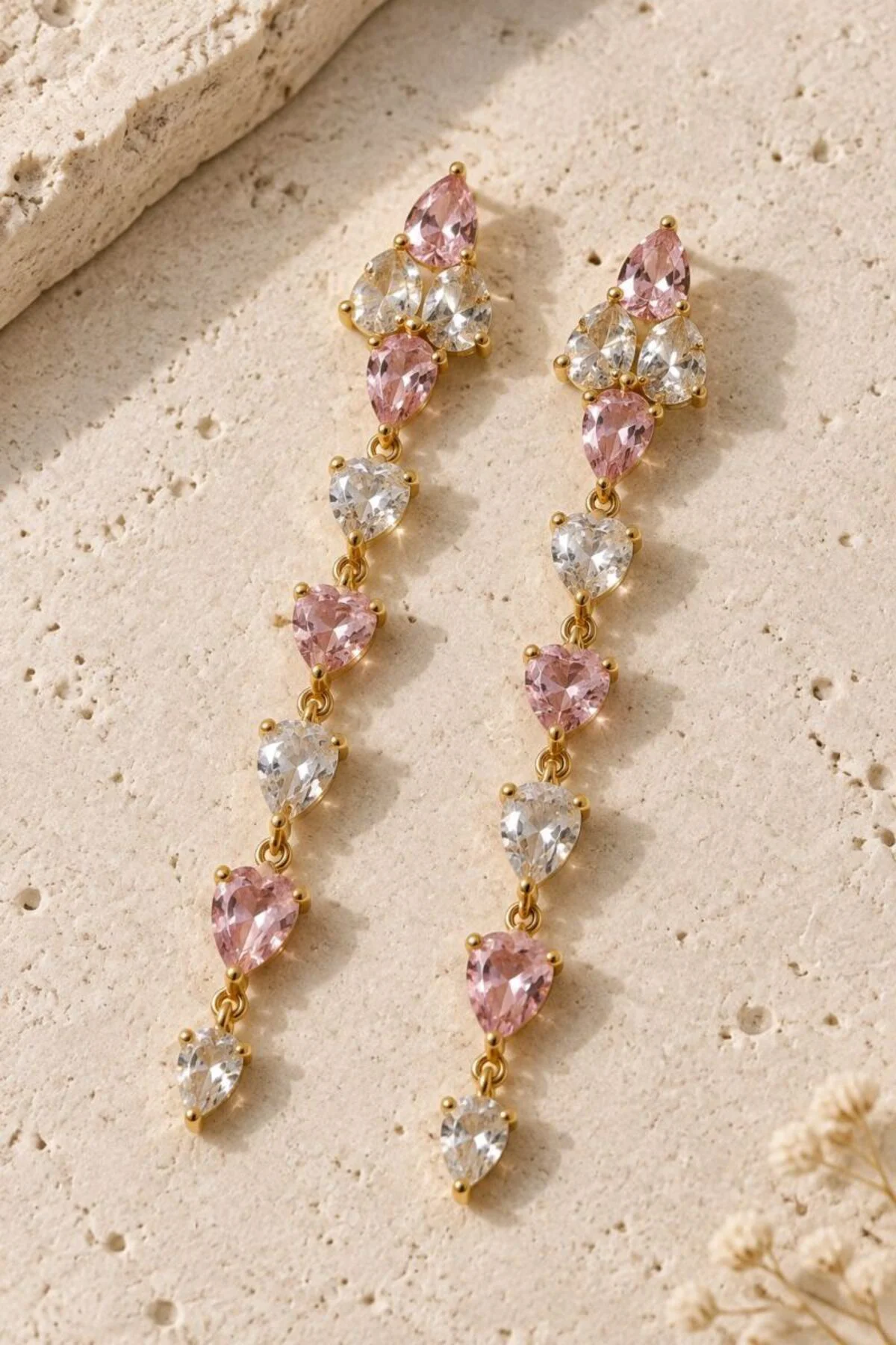 Abiye Zirkon Taşlı Gold Renk Küpe Abiye Zirkon Taşlı Gold Renk Küpe