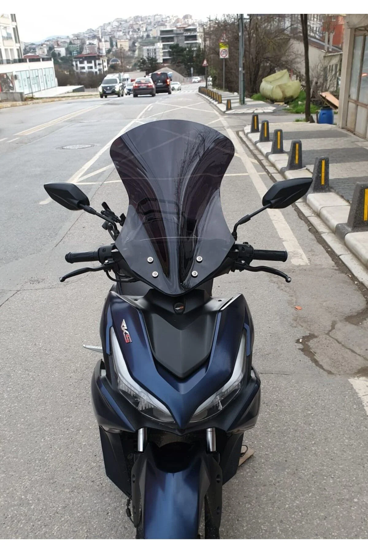 Abush Benice A-150 Ön Cam 2023-2026 Model 54cm Siyah Renkli Sportif Model