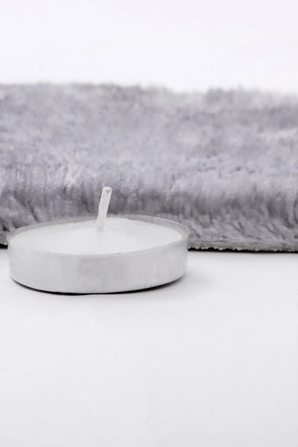 Açık Gri Yuvarlak Post Dokuma Halı Peluş Tavşan Tüyü Hissi Antiba