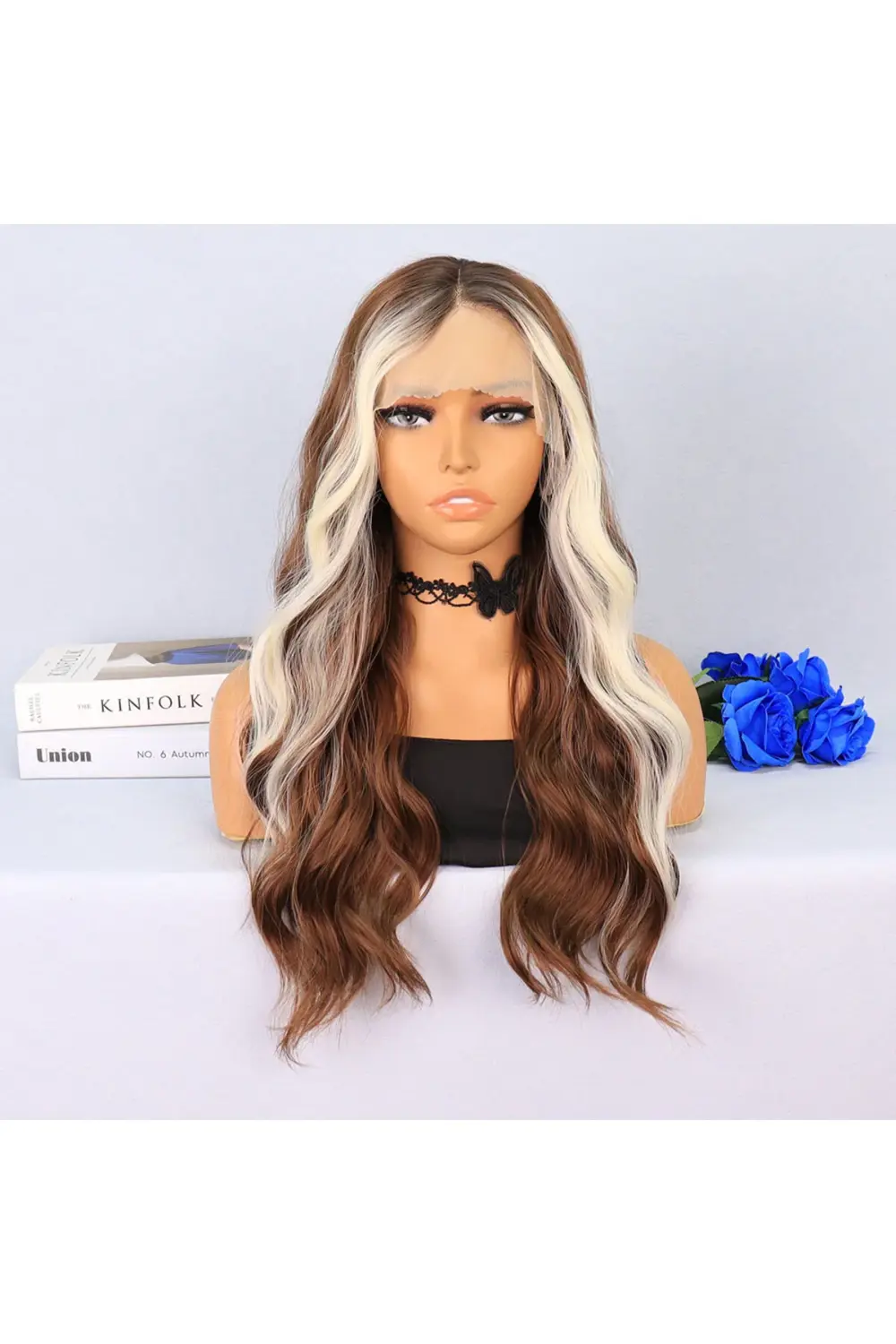 Açık Kahverengi / Platin Perçemli Su Dalgalı Tül Peruk