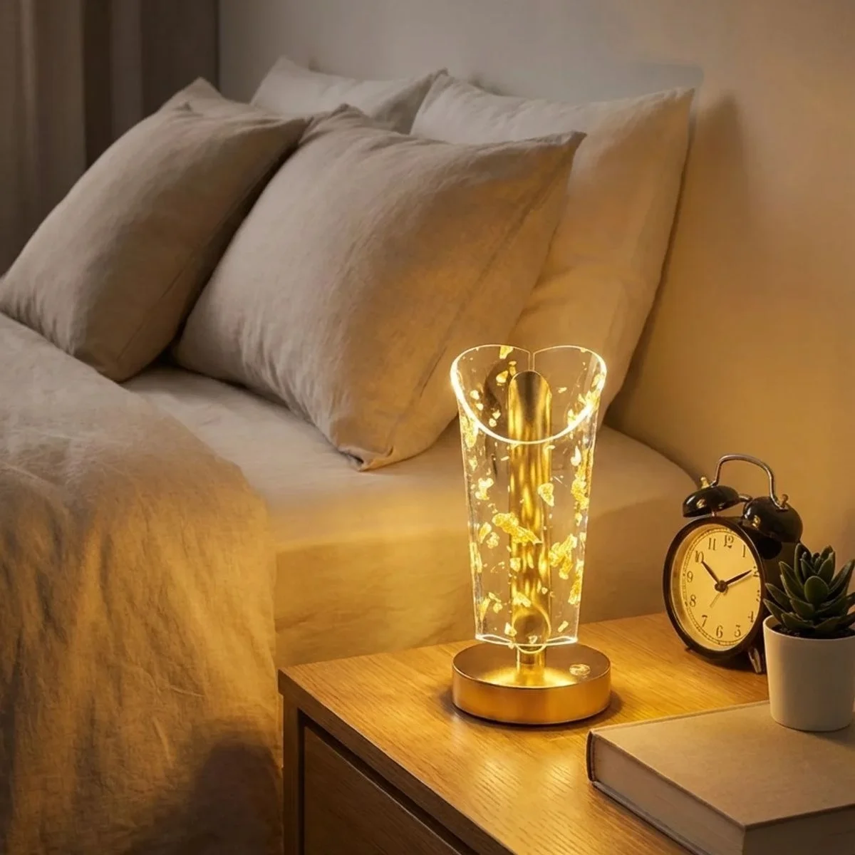 Açık Silindirik Kristal Altın Toz Model Led Masa Lambası – Gold Tabanlı, Dokunmatik, 3 Renk Işık Modlu, Şarjlı Modern Dekoratif Gece Lambası Bx40 Fiyatı, Yorumları ve Özellikleri