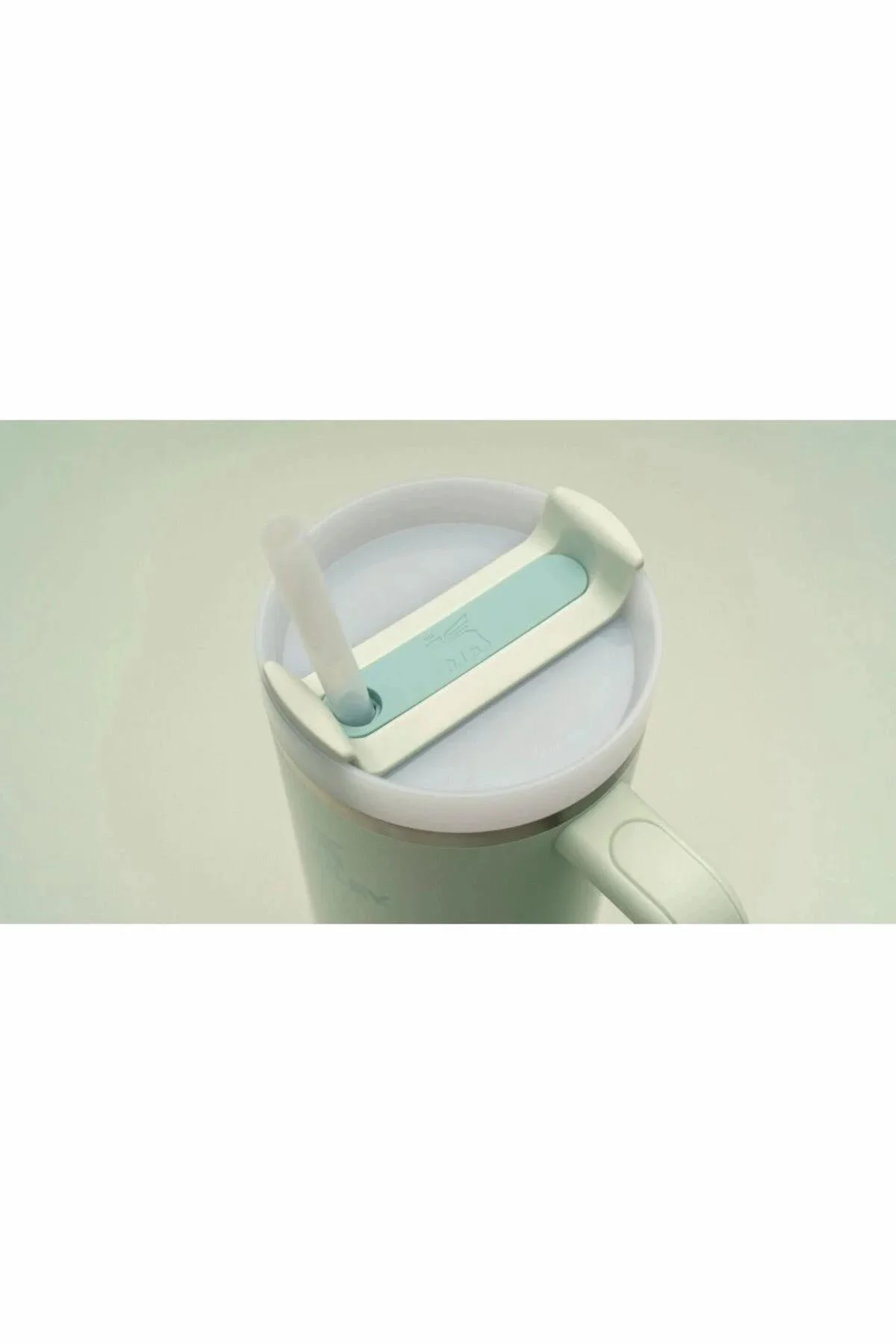 Ad 40oz Quencher H2.O FlowState™ Tumbler Pipetli Termos | 1.18L Y