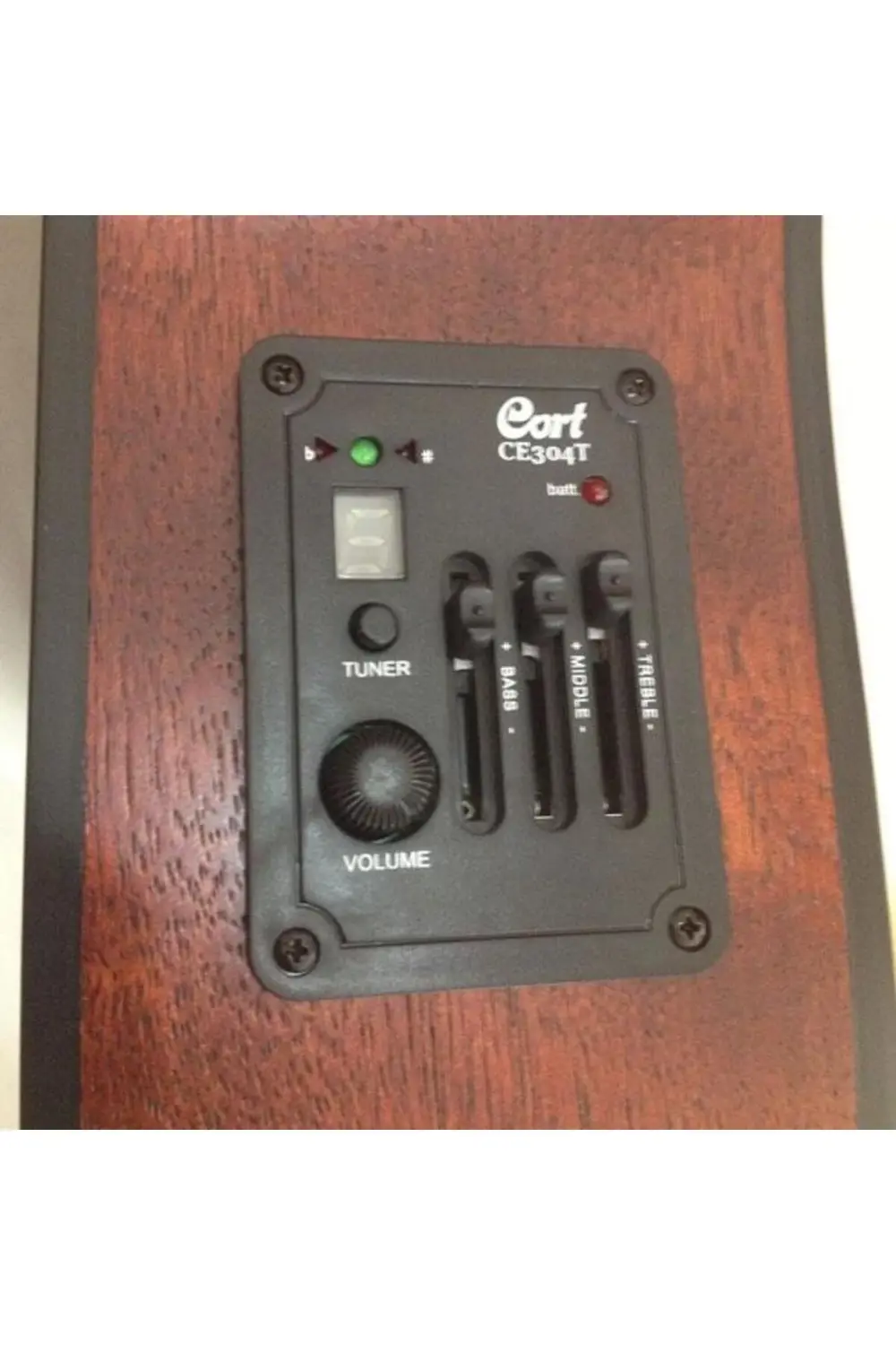 AD810E-OPW ELEKTRO AKUSTİK GİTAR, ÇANTALI, OPEN PORE, LADİN KAPAK