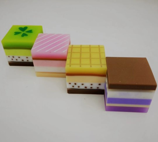 Adel Layers 4'lü Silgi Seti