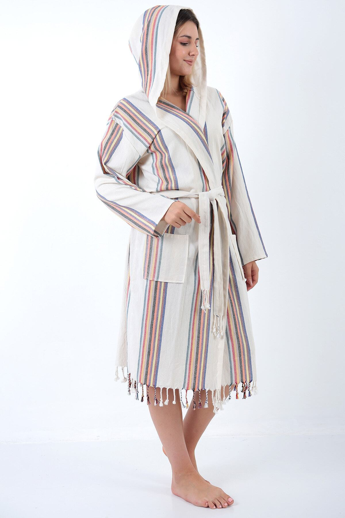 Adelina Peştemal Bornoz