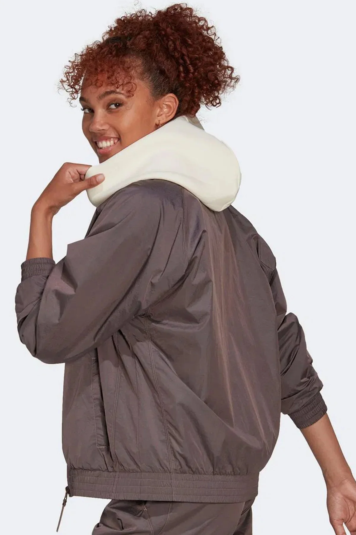 Adidas Women's New Woven Full Zip TT Jacket Kadın Bol Kesim Dokuma Spor Ceket Gül Kurusu Adidas Women's New Woven Full Zip TT Jacket Kadın Bol Kesim Dokuma Spor Ceket Gül Kurusu Fiyatı, Yorumları ve Özellikleri