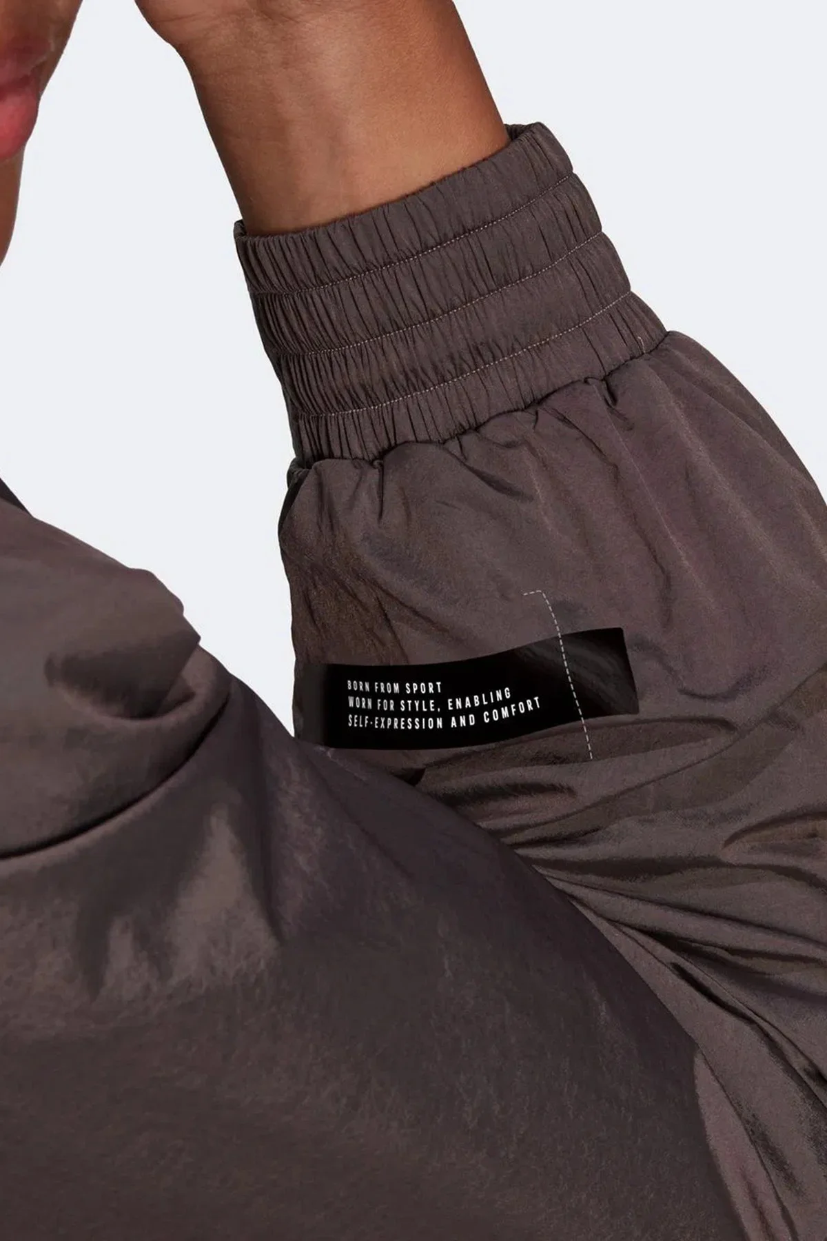 Adidas Women's New Woven Full Zip TT Jacket Kadın Bol Kesim Dokuma Spor Ceket Gül Kurusu Adidas Women's New Woven Full Zip TT Jacket Kadın Bol Kesim Dokuma Spor Ceket Gül Kurusu Fiyatı, Yorumları ve Özellikleri