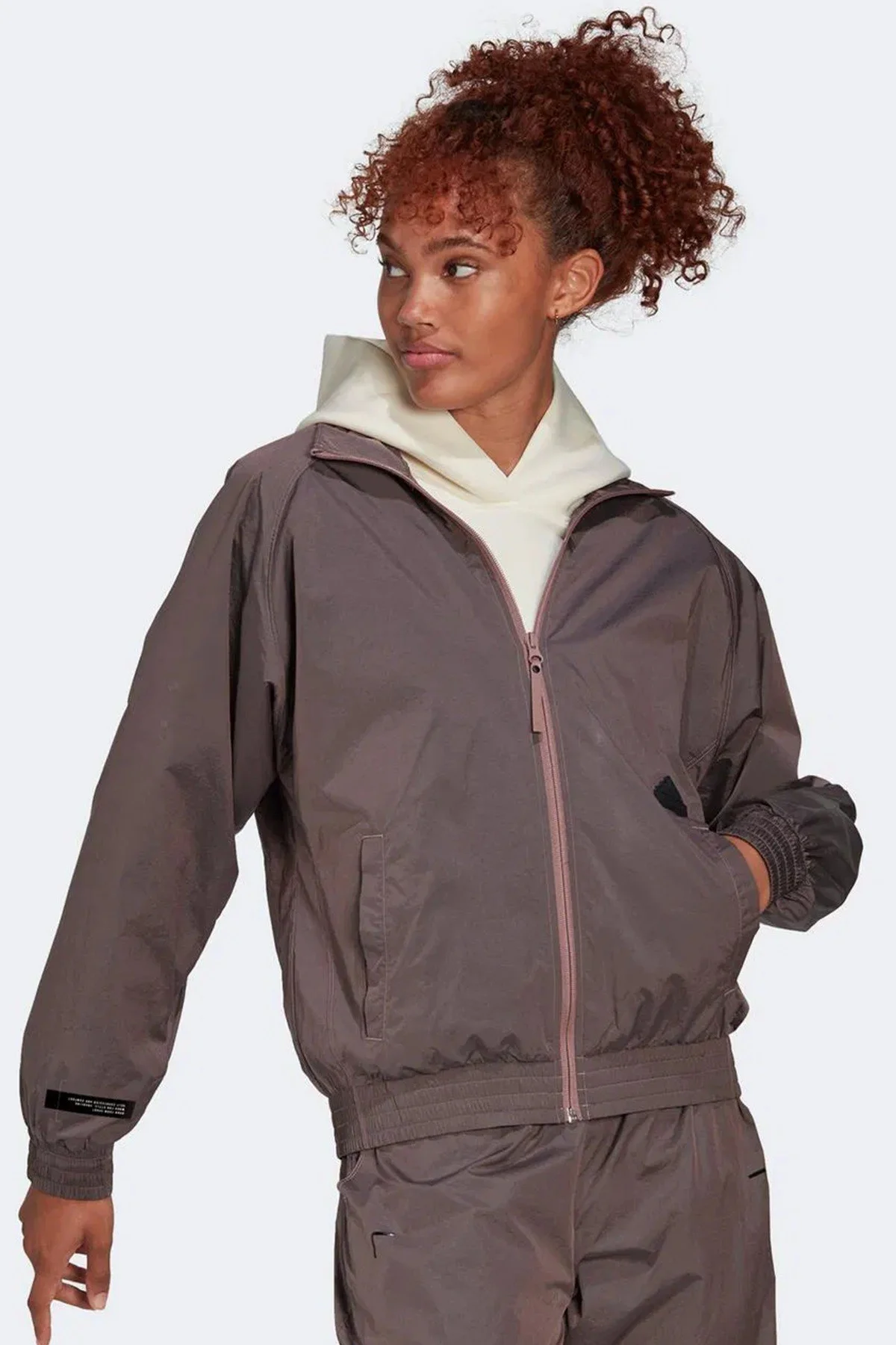Adidas Women's New Woven Full Zip TT Jacket Kadın Bol Kesim Dokuma Spor Ceket Gül Kurusu Adidas Women's New Woven Full Zip TT Jacket Kadın Bol Kesim Dokuma Spor Ceket Gül Kurusu Fiyatı, Yorumları ve Özellikleri