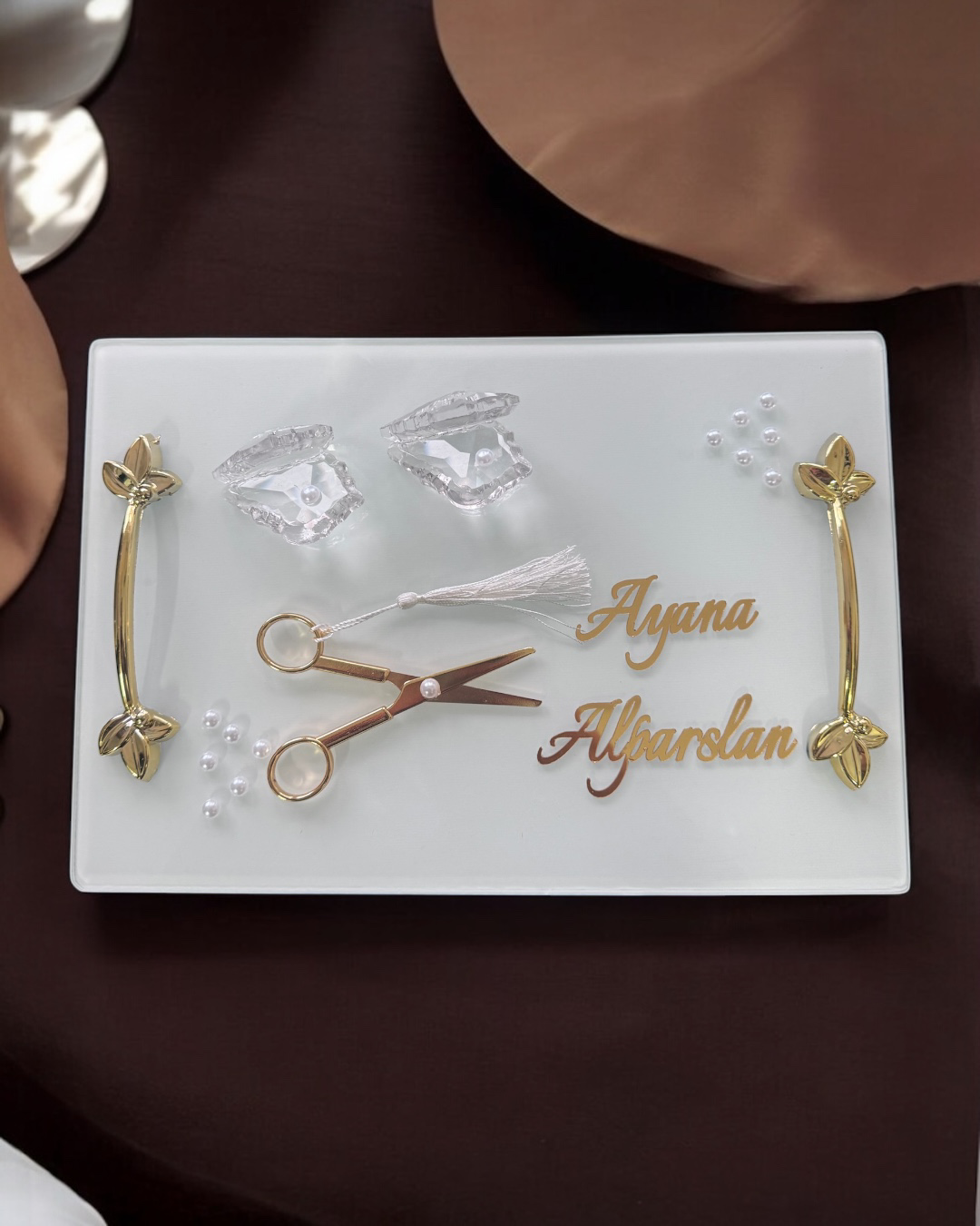 Adore Gold Beyaz İncili Söz Tepsisi Nişan Tepsisi ve Damat Kahve 