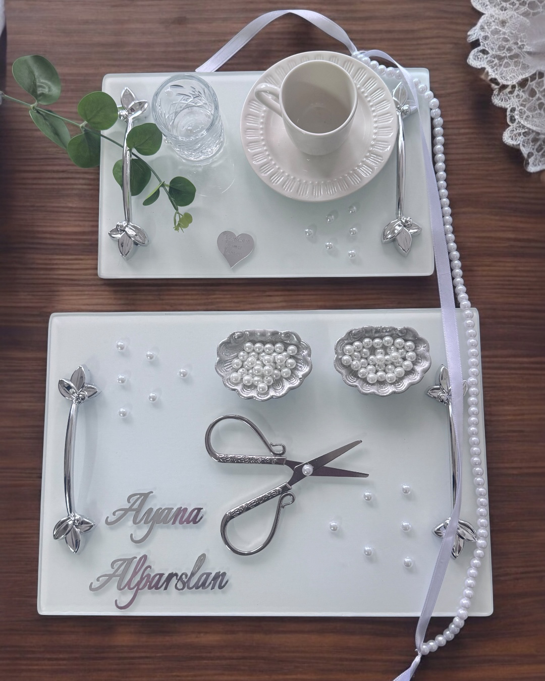 Adore Gümüş Beyaz İncili Söz Tepsisi Nişan Tepsisi ve Damat Kahve