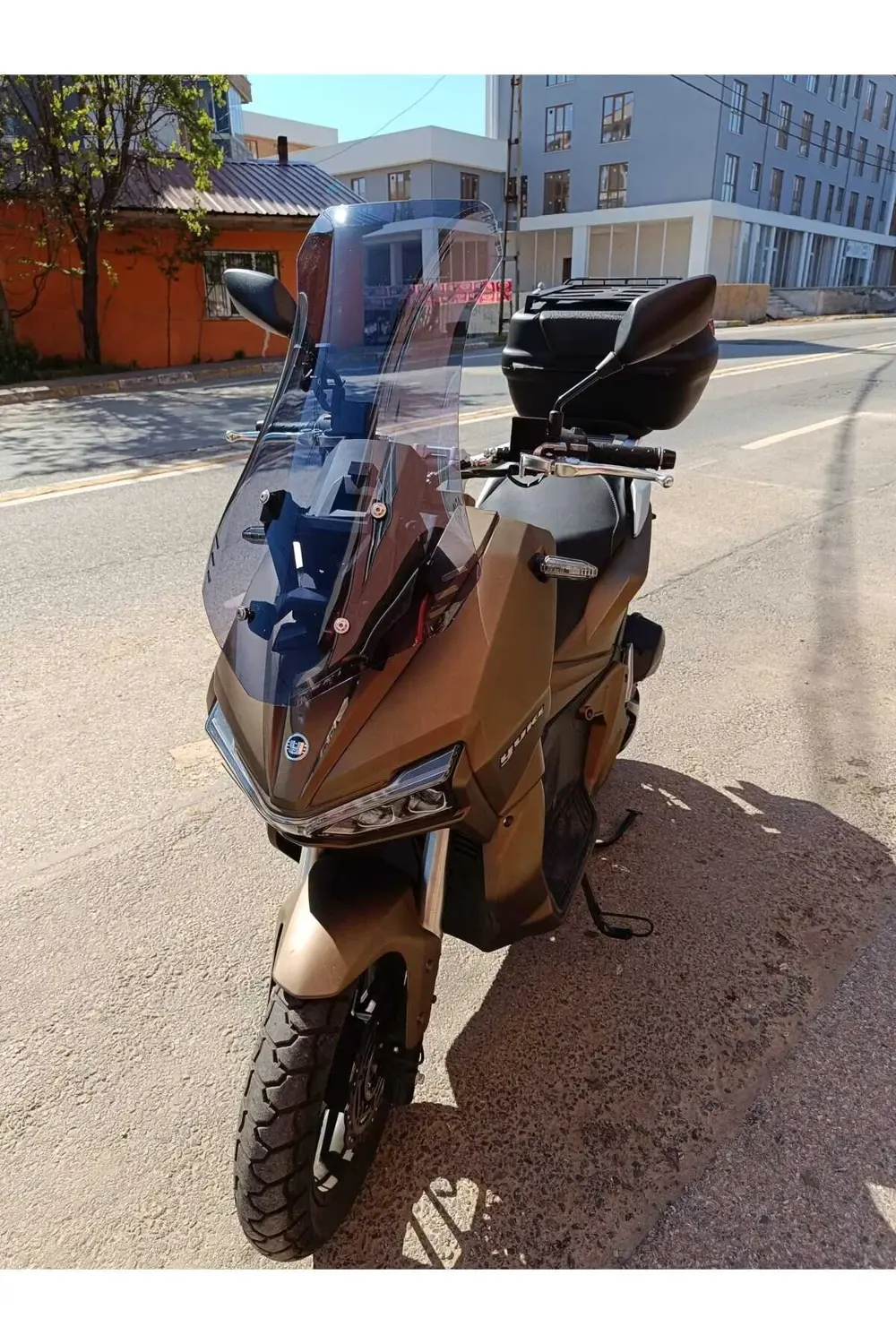 Adventure 150 Ön Cam 2021 2024 Model 55cm Açıkfüme Renkli 4mm KIS