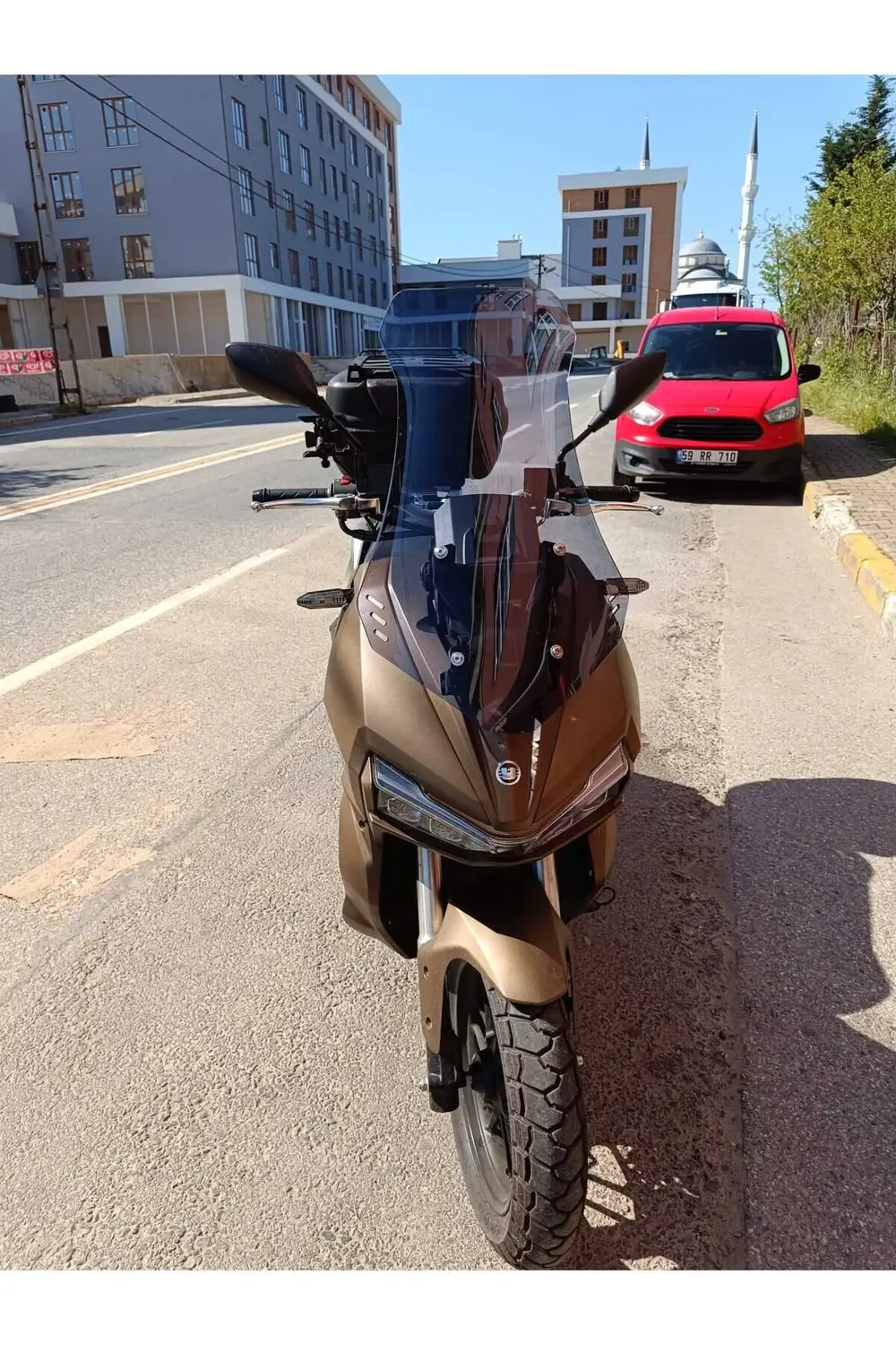 Adventure 150 Ön Cam 2021 2024 Model 55cm Açıkfüme Renkli 4mm KIS