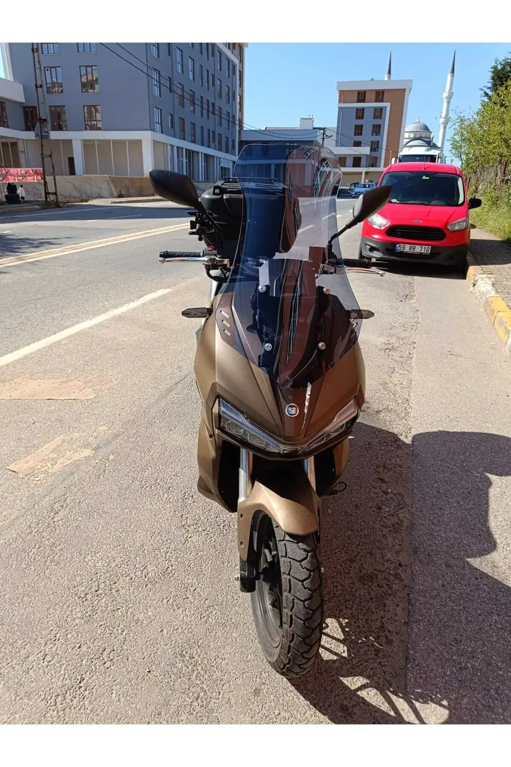 Adventure 150 Ön Cam 2021 2024 Model 75cm Açıkfüme Renkli 4mm UZU