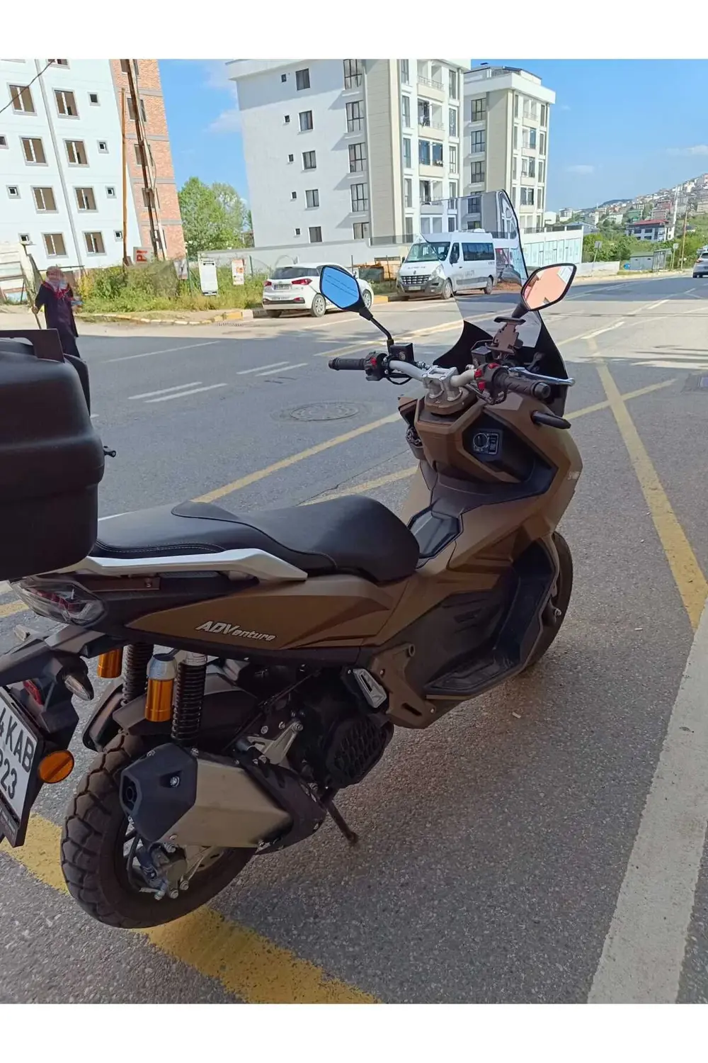 Adventure 150 Ön Cam 2021 2024 Model 78cm Açıkfüme Renkli 4mm UZU