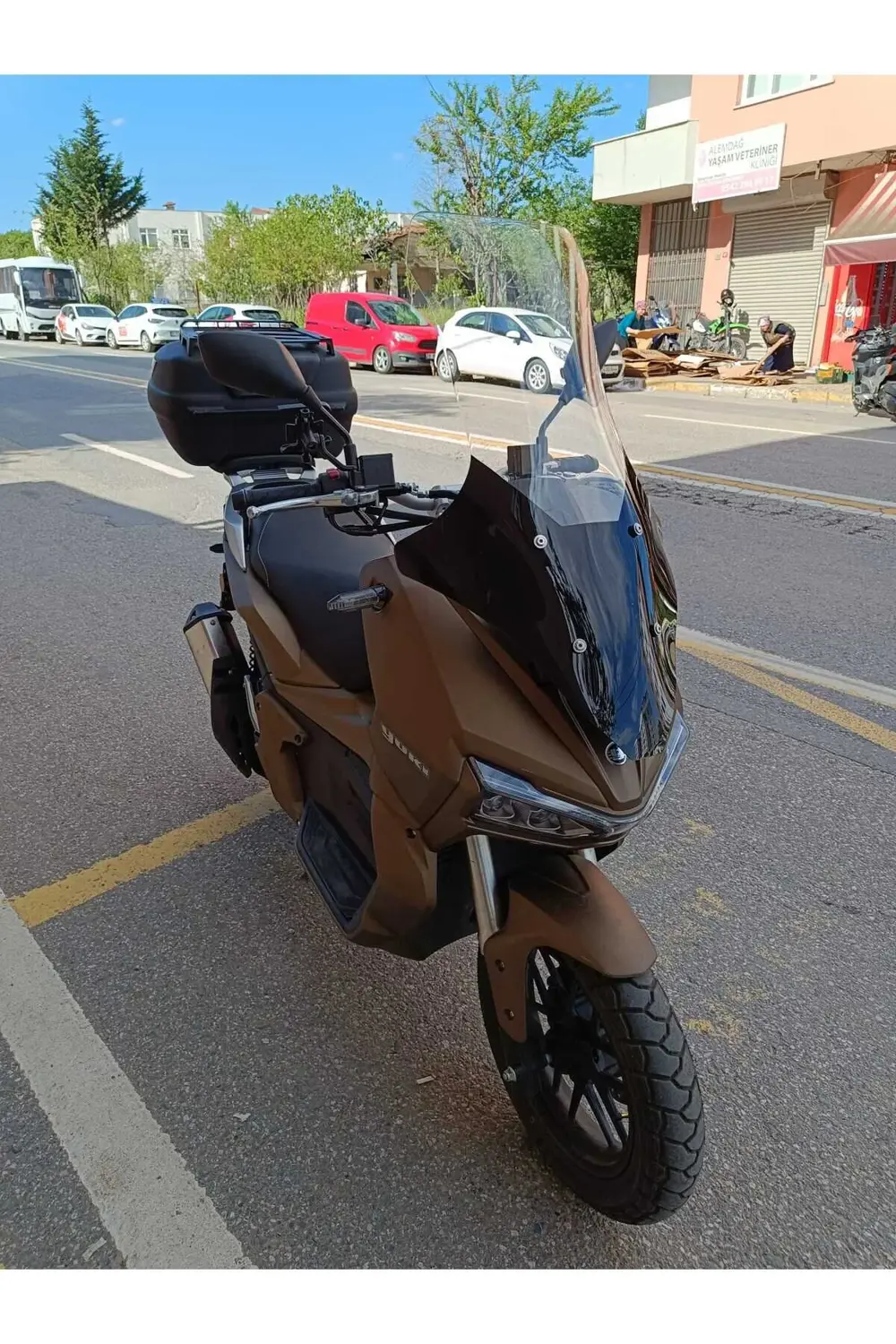 Adventure 150 Ön Cam 2021 2024 Model 78cm şeffaf Renkli 4mm UZUN