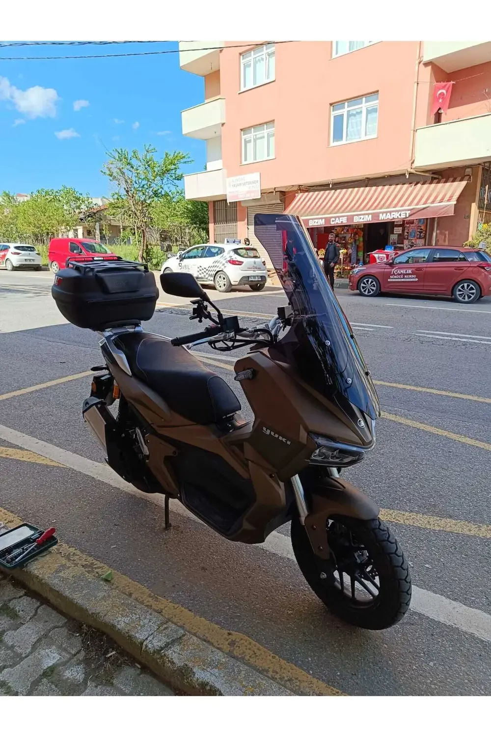 Adventure 150 Ön Cam 2021 2024 Model 78cm Siyah Renkli 4mm UZUN C