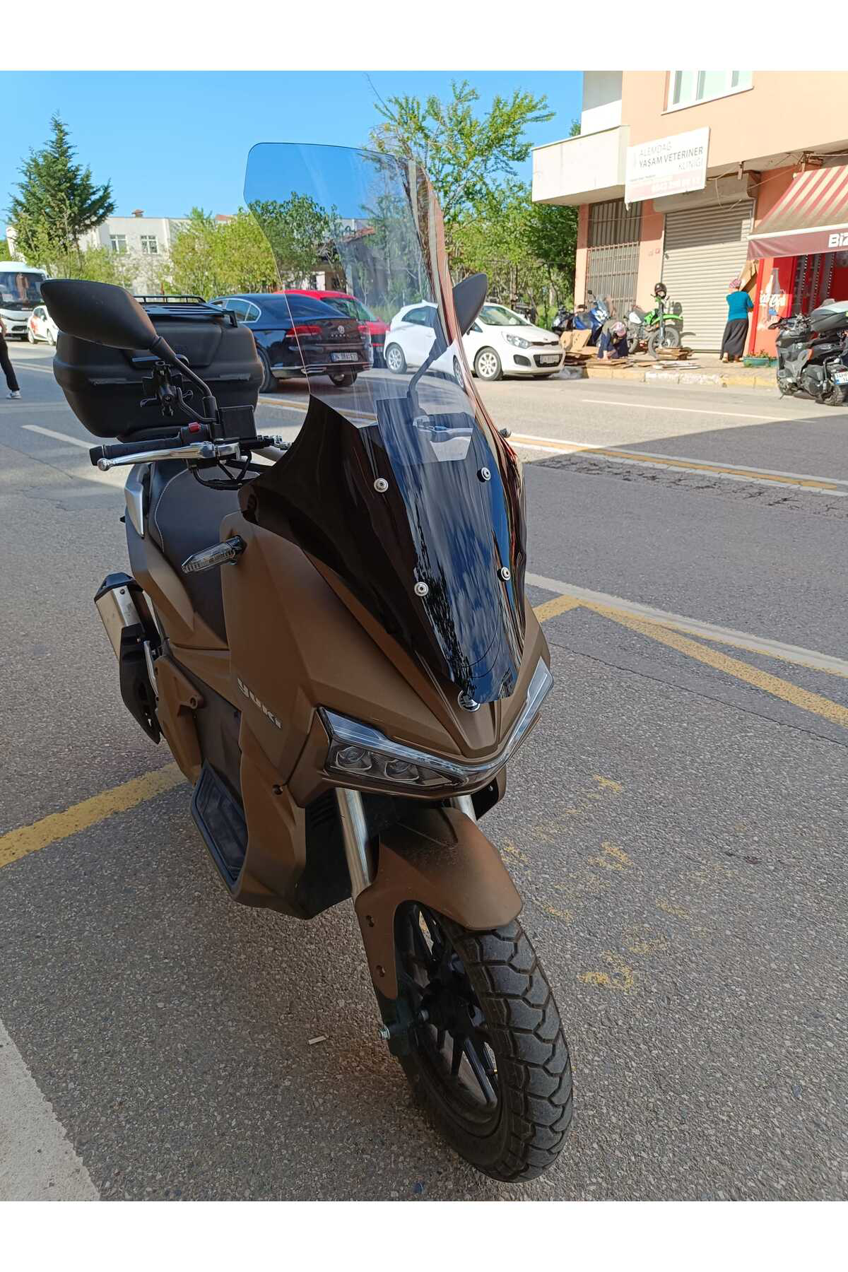 Adventure 150 Ön Cam 2021 2024 Model 78cm Açıkfüme Renkli 4mm UZU