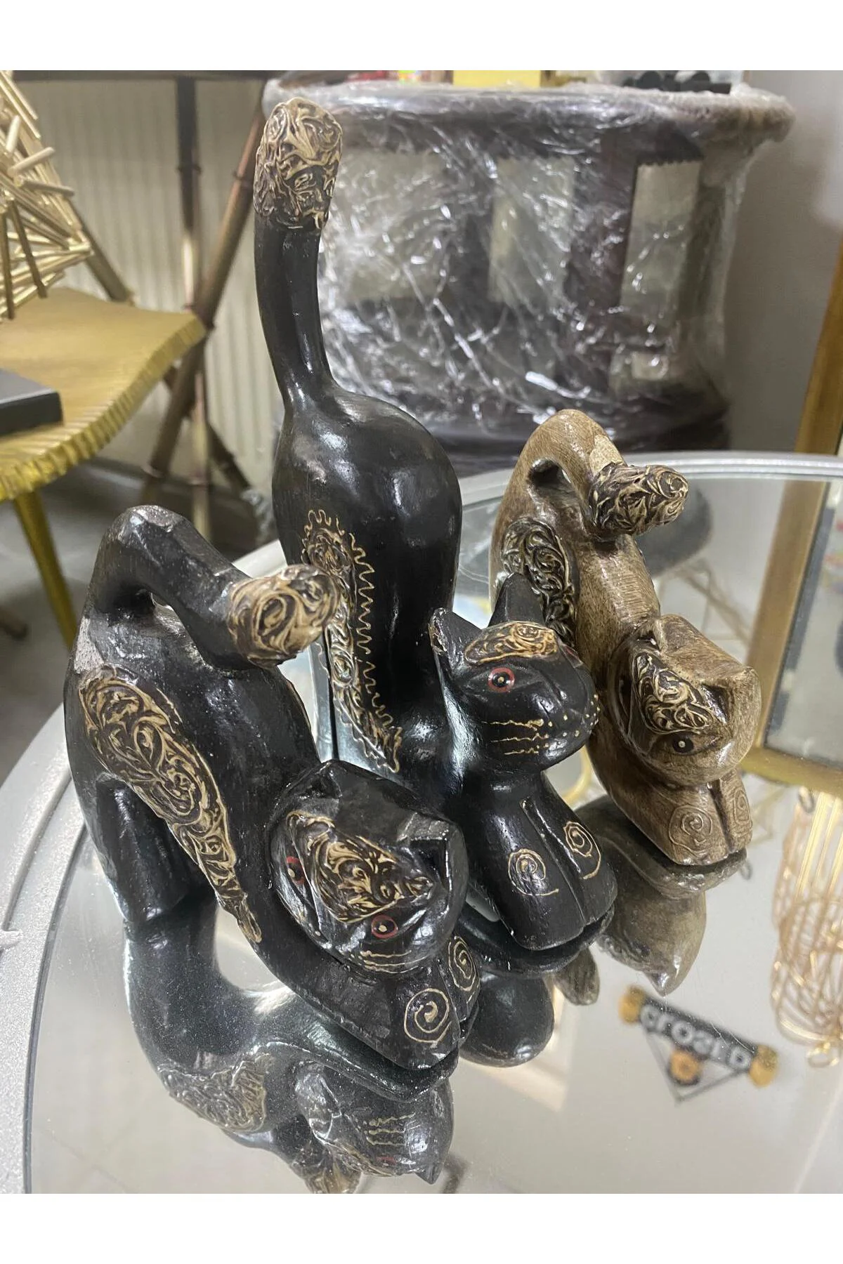 Ahşap 3 Lü Kuyruğu Havada Kedi Biblosu