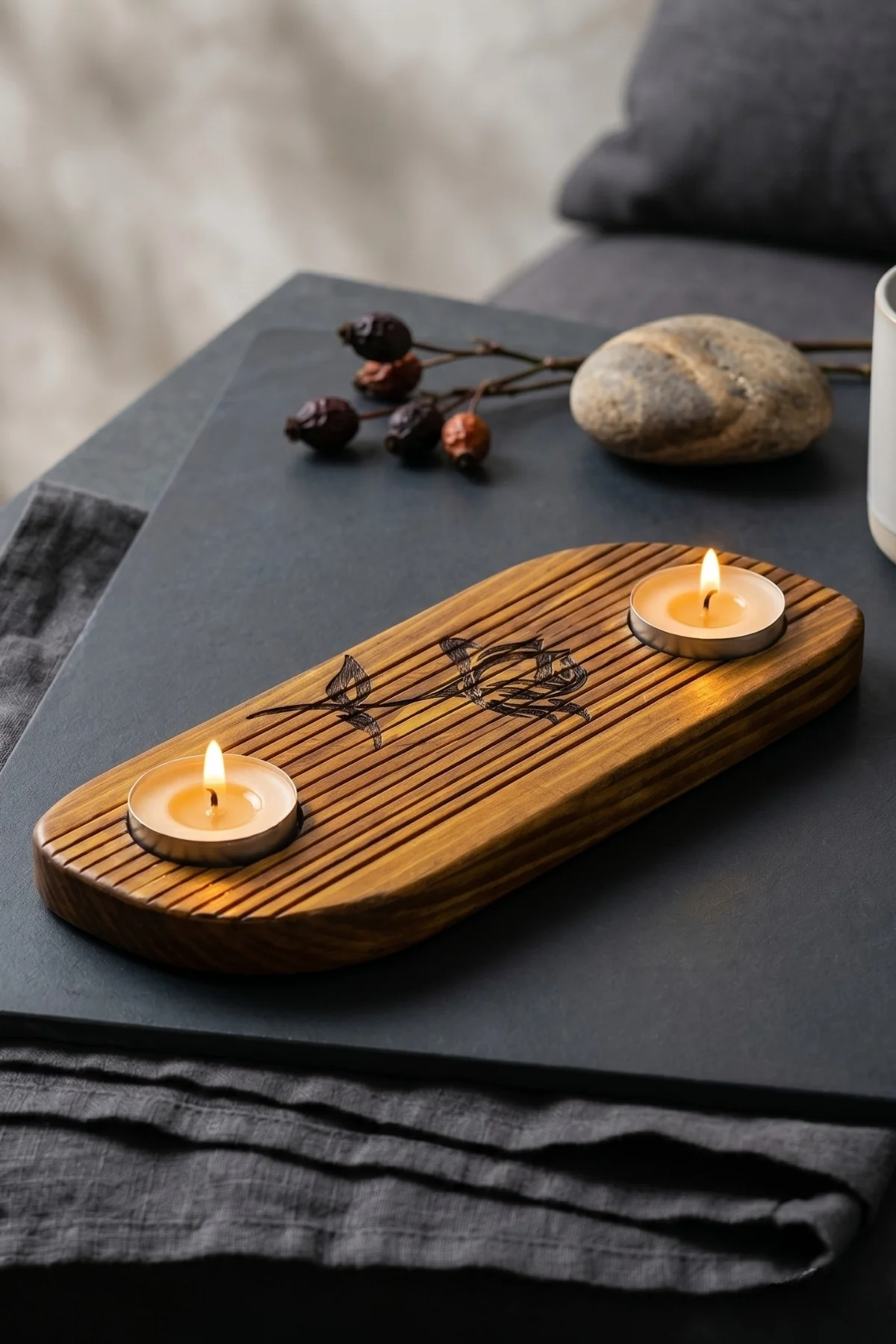 Ahşap El Yapımı İki Bölmeli S Kıvrımlı Tasarım Mumluk, Doğal Ahşap Lazer Gül Detaylı Tealight Mumluğu Fiyatı, Yorumları ve Özellikleri