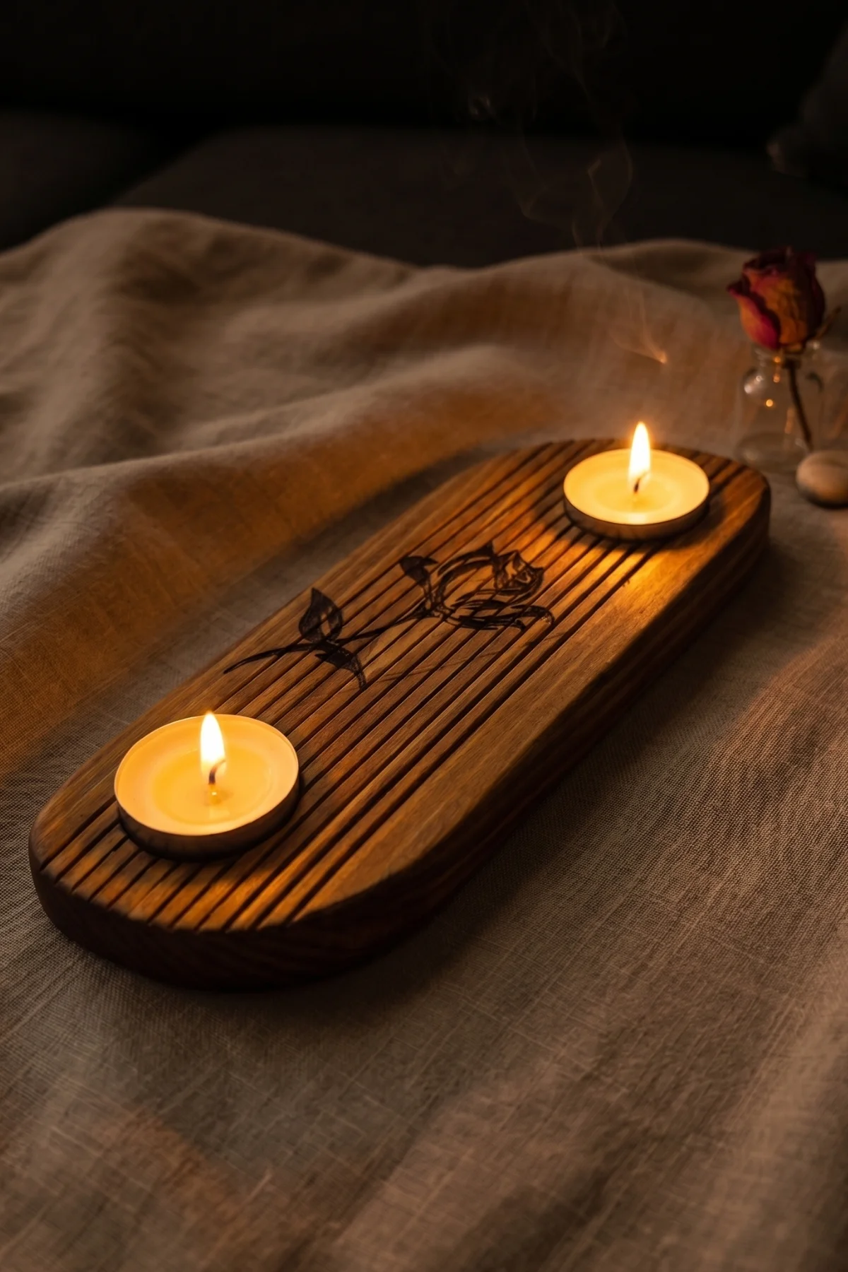 Ahşap El Yapımı İki Bölmeli S Kıvrımlı Tasarım Mumluk, Doğal Ahşap Lazer Gül Detaylı Tealight Mumluğu Fiyatı, Yorumları ve Özellikleri