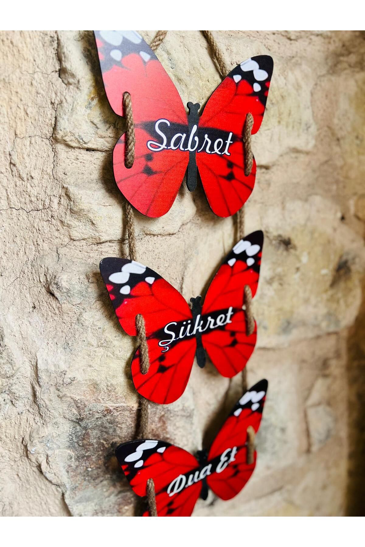 Ahşap El Yapımı Sabret Şükret Dua Et Kelebek Model Duvar Süsü Han