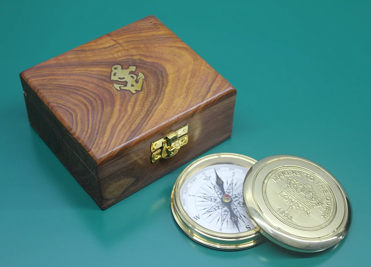 Just Cheap Store Ahşap Kutulu Pirinç Pusula 16221