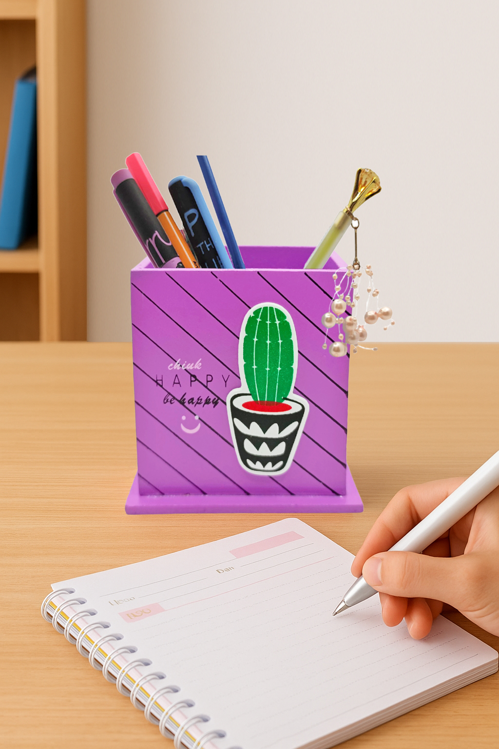 Ahşap Masaüstü Kalemlik Kaktüs Desenli Mor - 1 Adet