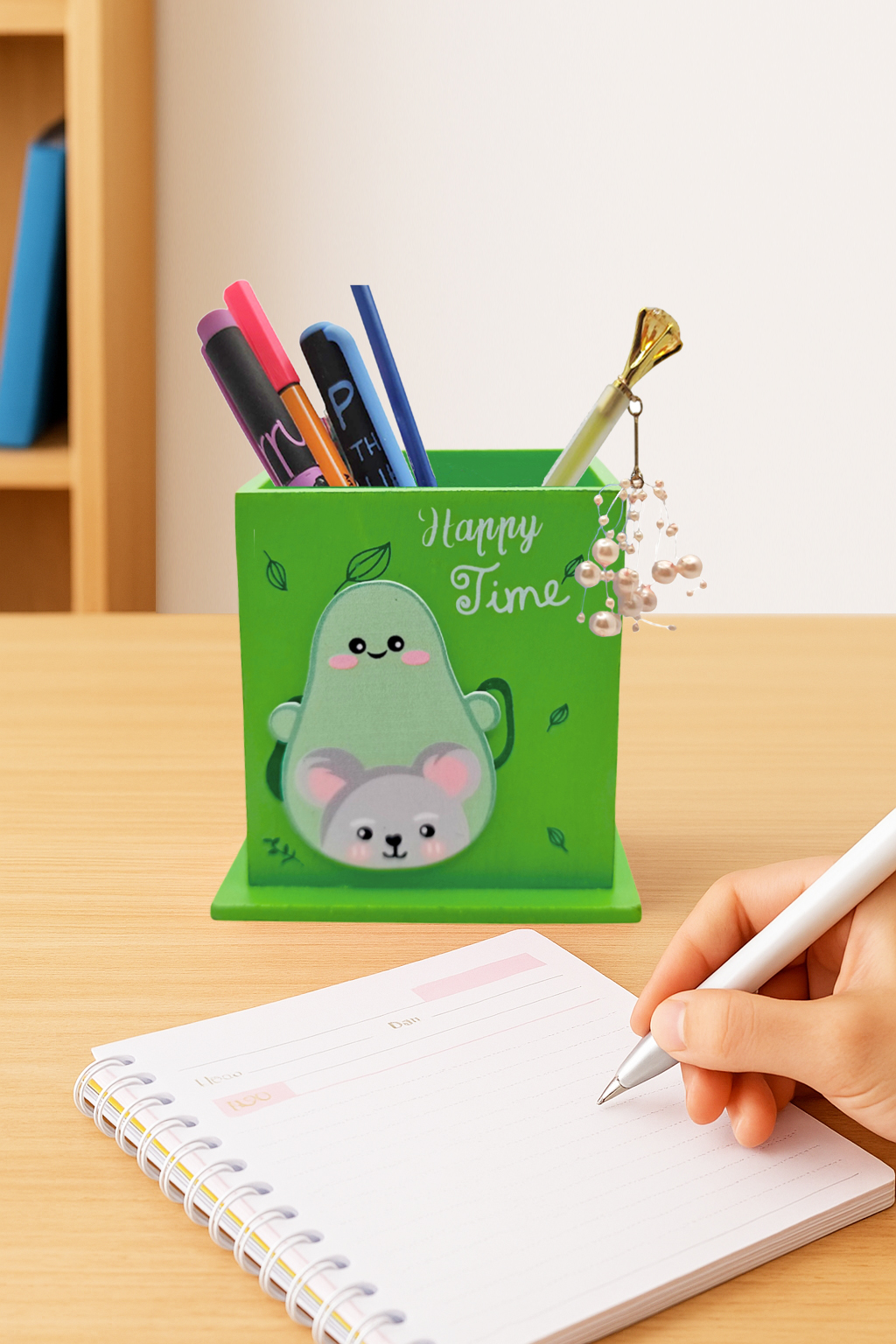 Ahşap Masaüstü Kalemlik Sevimli Avakado Koala Desenli Yeşil - 1 A