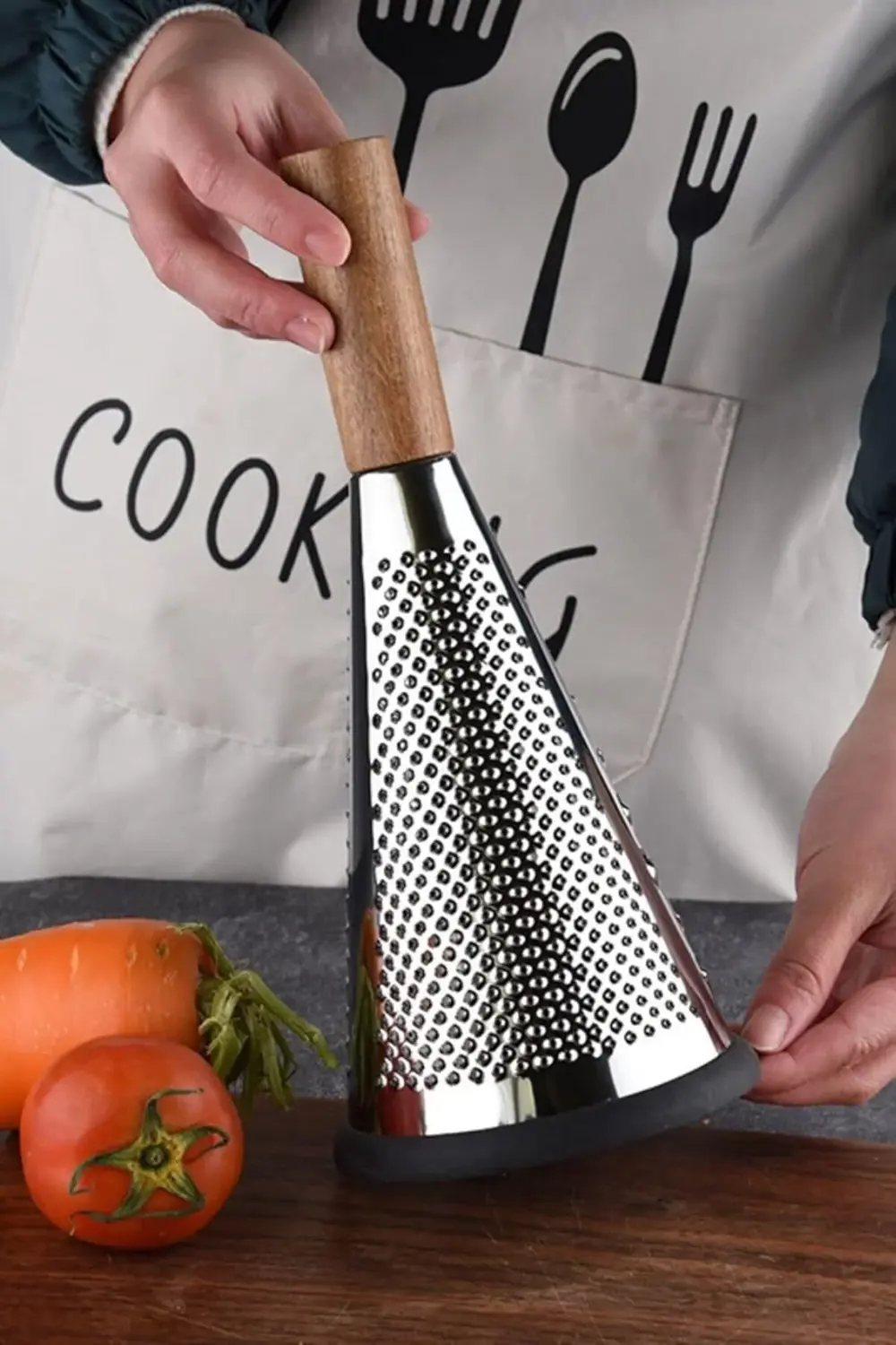 Ahşap Saplı Modern Paslanmaz Çelik Koni Rende 28 x 12 Cm BAGHOOUS