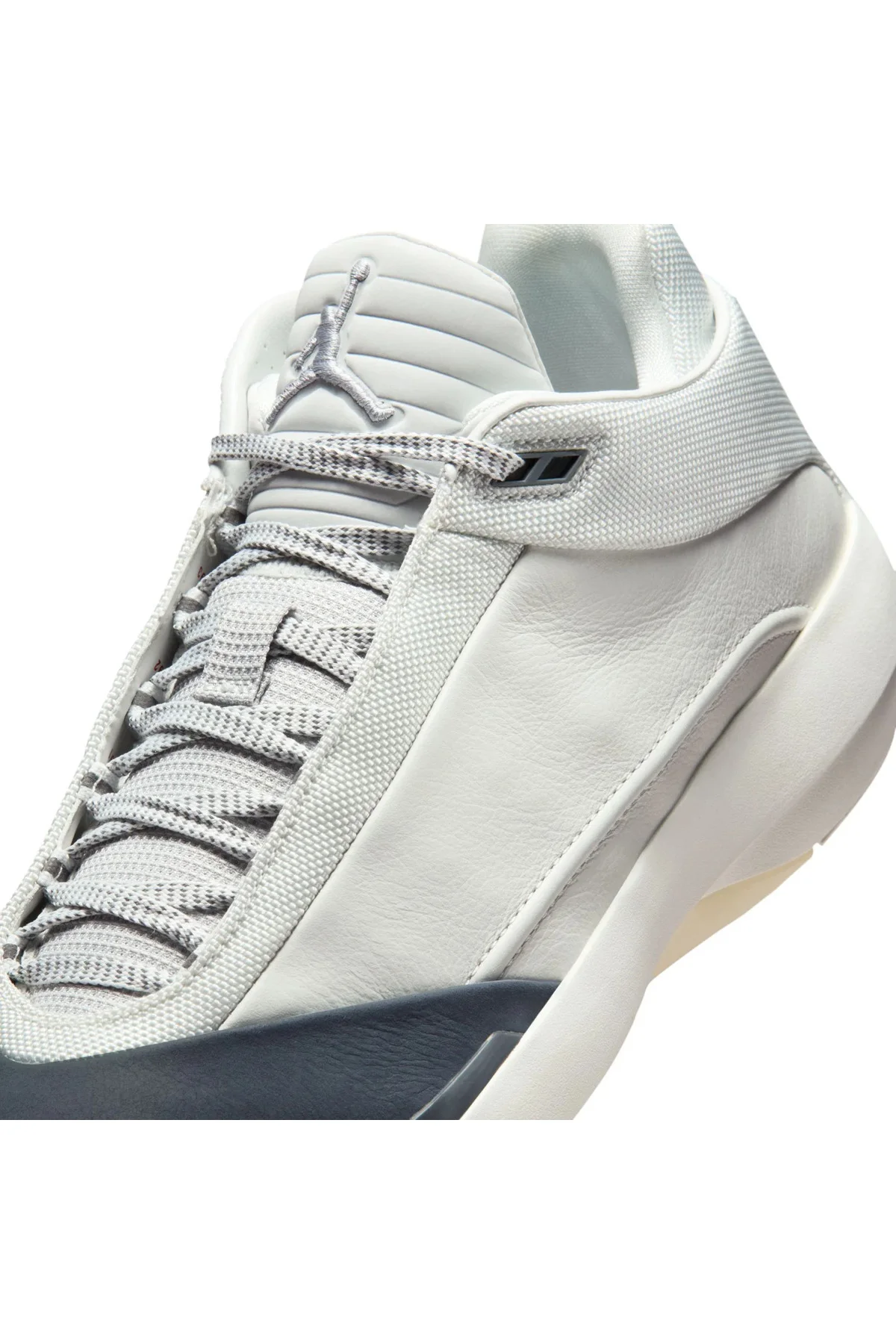 Air Jordan 40 Erkek Basketbol Ayakkabısı
