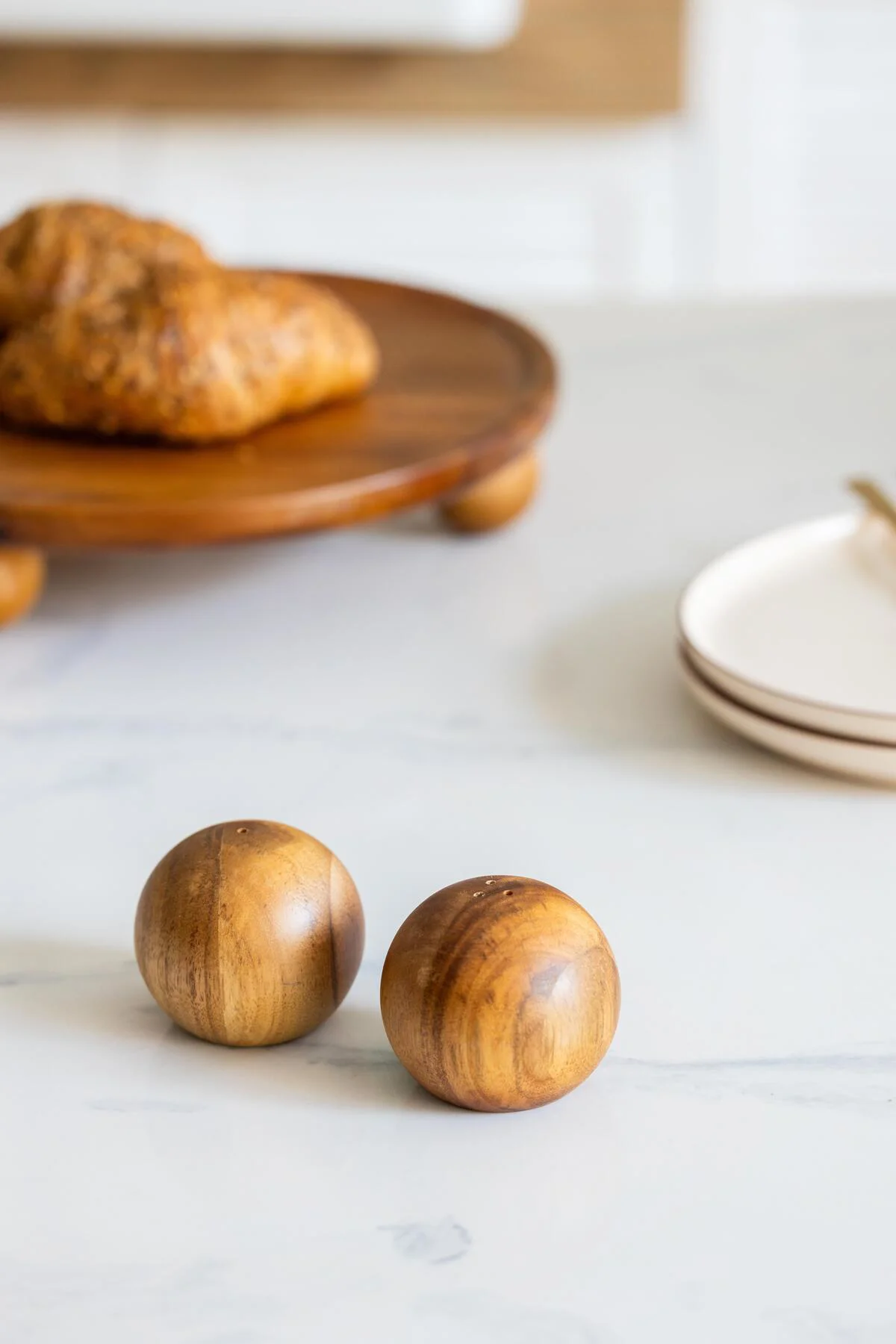 Akasya 2’li Top Tuzluk Biberlik Seti - Şık ve Doğal