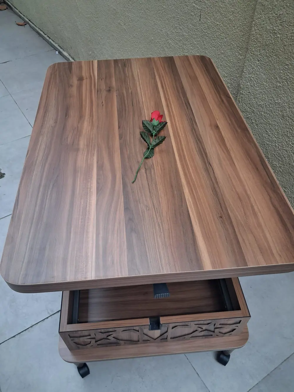 Akıllı Sihirli 90558 Fonksiyonlu Tekerlekli Hem Masa Hem Ota Sehp